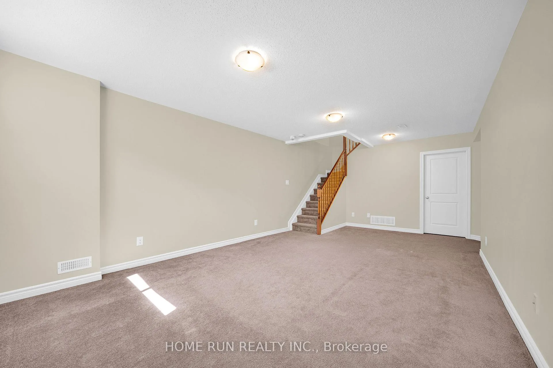 Photo 29 of 219 Halyard Way, Ottawa, Kanata - Kanata Lakes/Heritage Hills — HOMEH