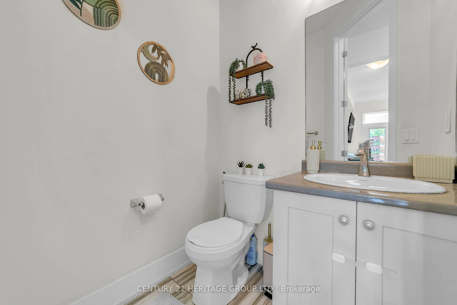 Photo 12 of 9136 Bathurst Street, Vaughan, Patterson — HOMEH