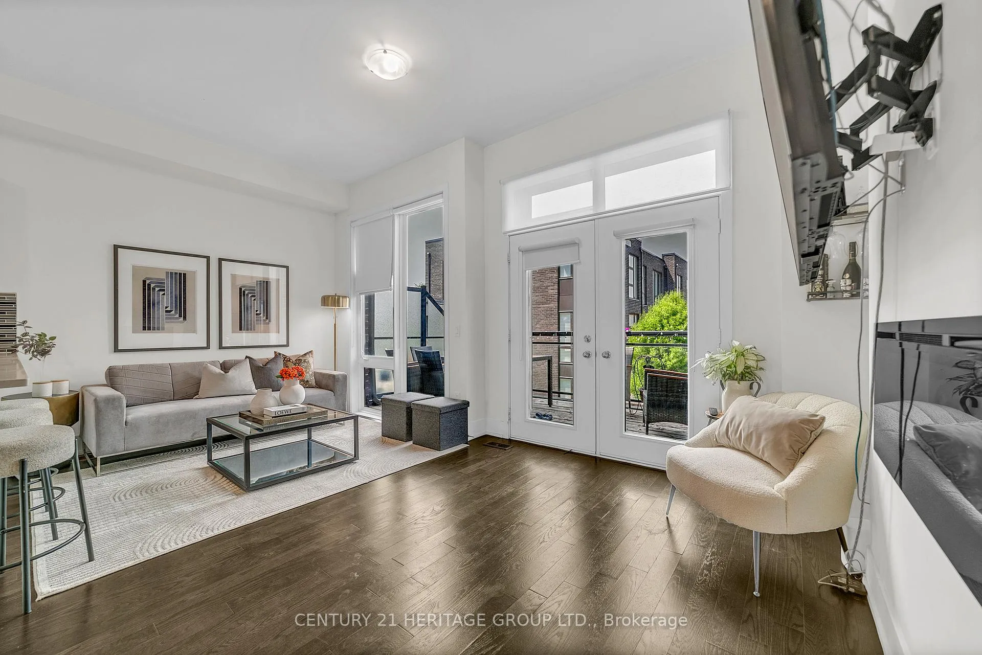 Photo 5 of 9136 Bathurst Street, Vaughan, Patterson — HOMEH