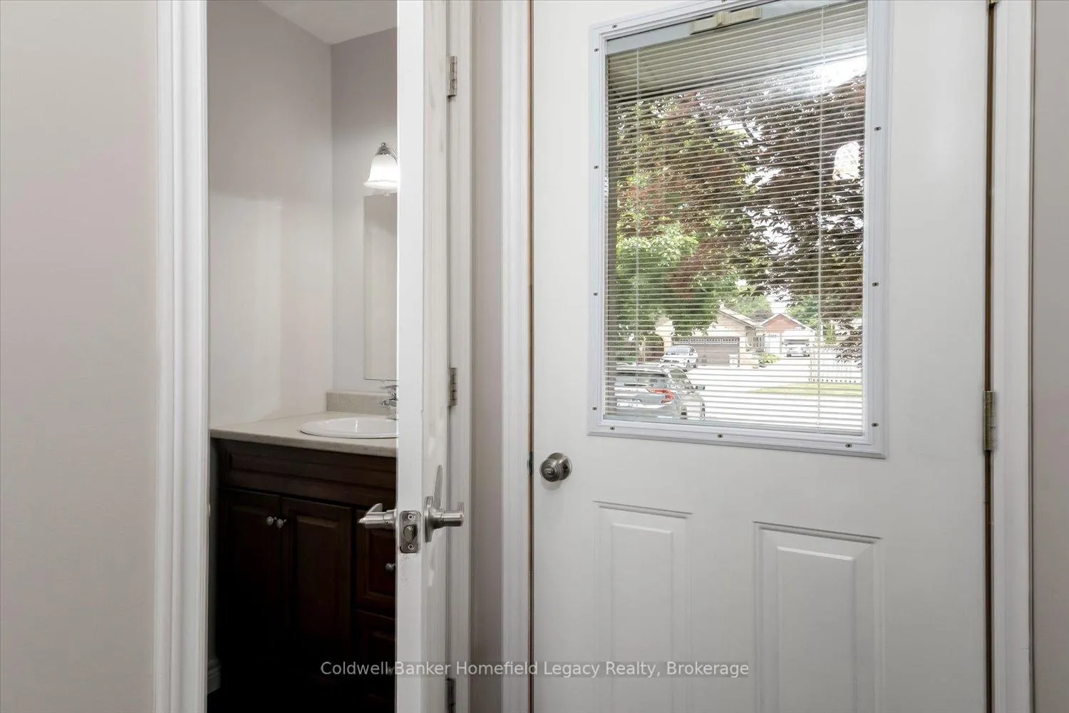 Photo 6 of Unit 4, Unit 4 - 19 Maxwell Maxwell Street E, St. Marys — HOMEH