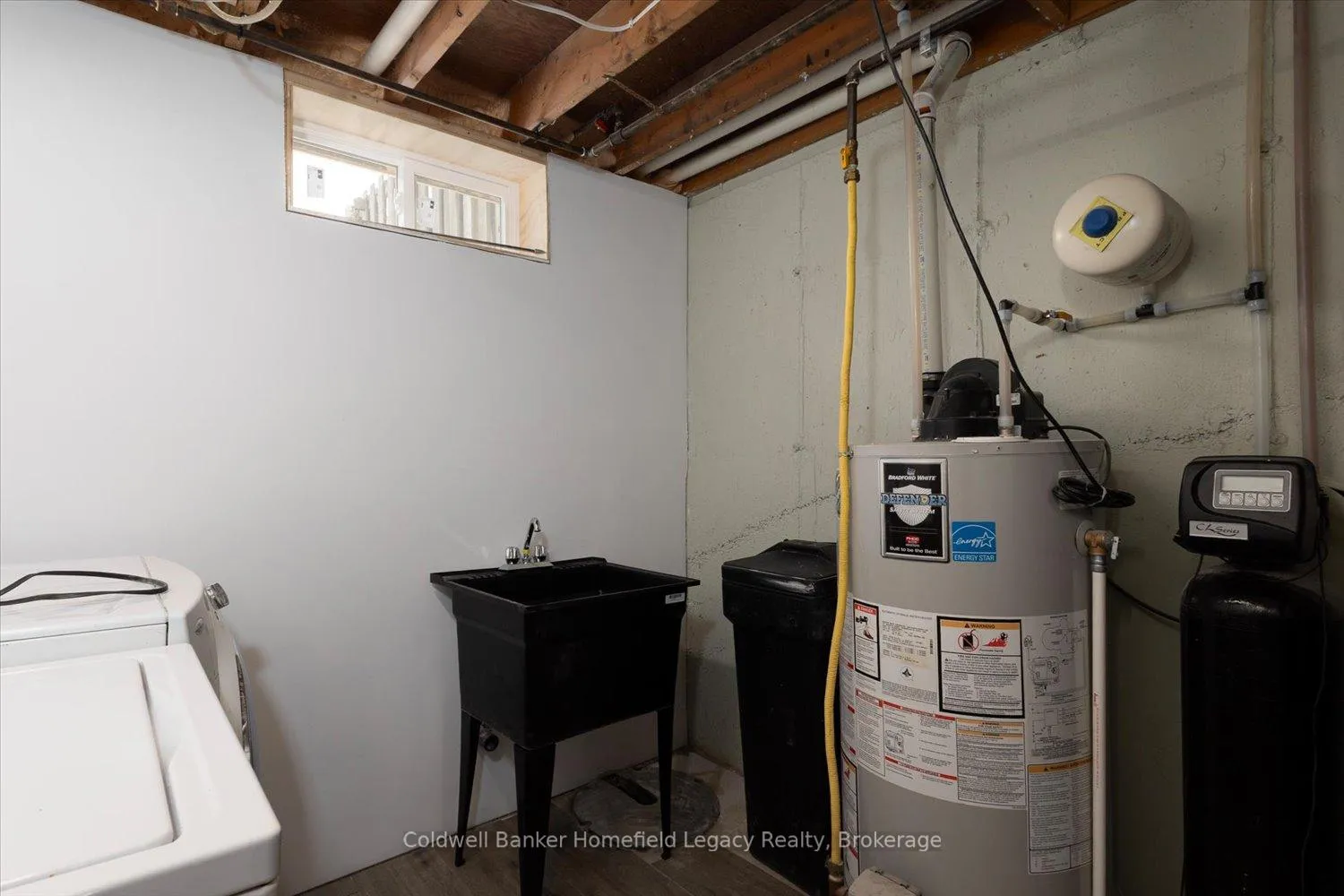 Photo 22 of Unit 4, Unit 4 - 19 Maxwell Maxwell Street E, St. Marys — HOMEH