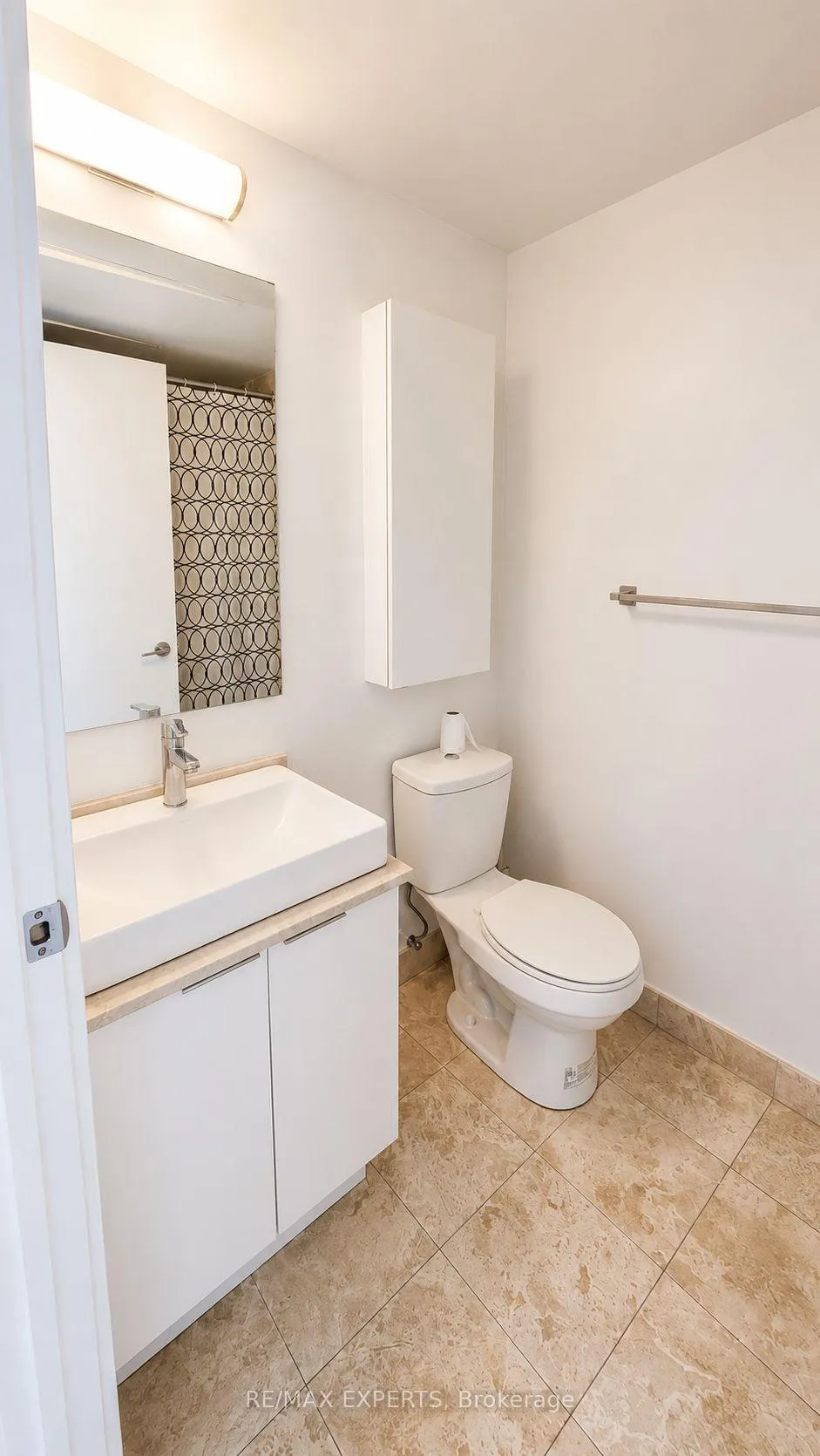 Photo 8 of Unit 1706, 14 York Street, Toronto, Waterfront Communities — HOMEH