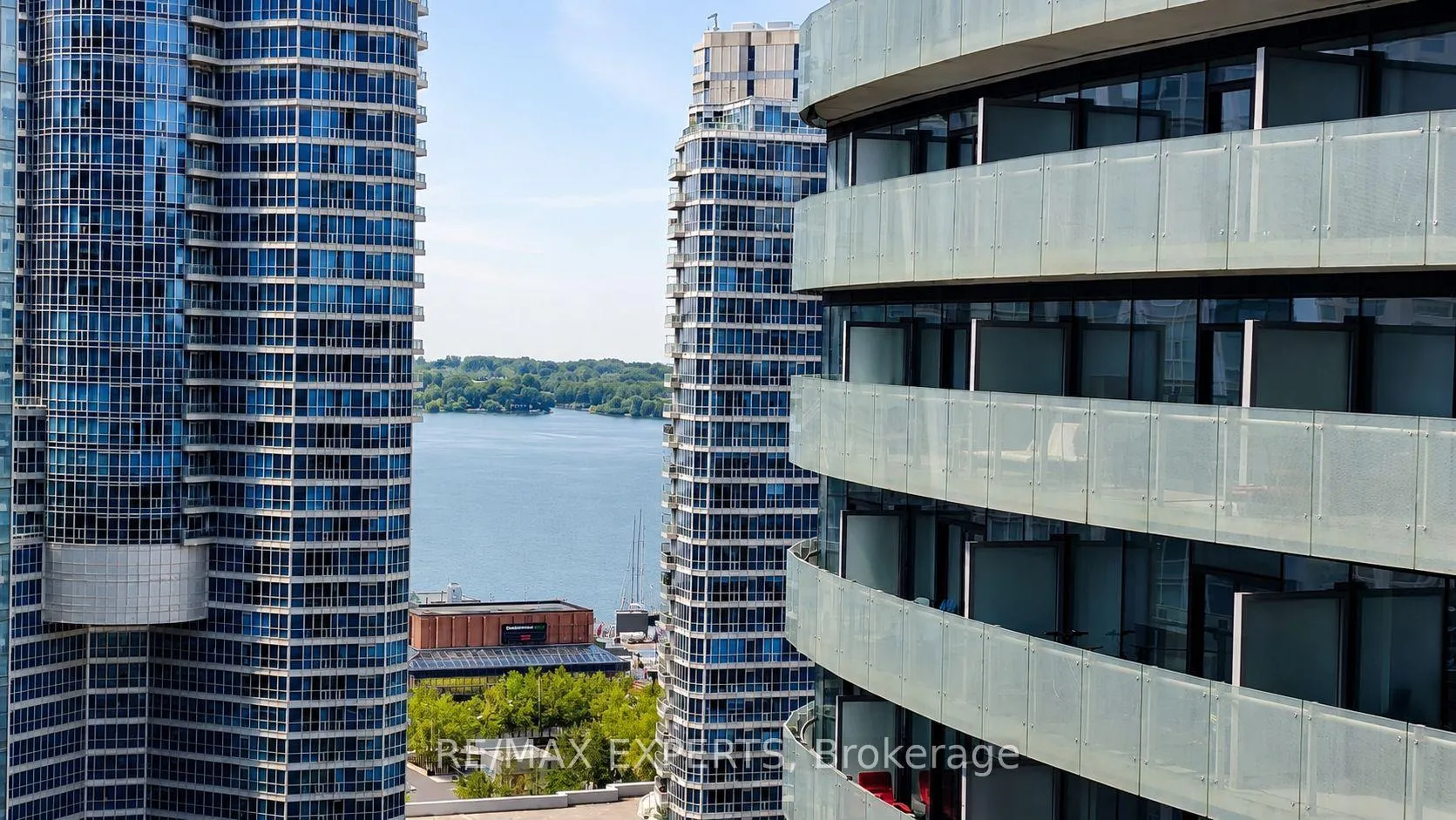 Photo 11 of Unit 1706, 14 York Street, Toronto, Waterfront Communities — HOMEH