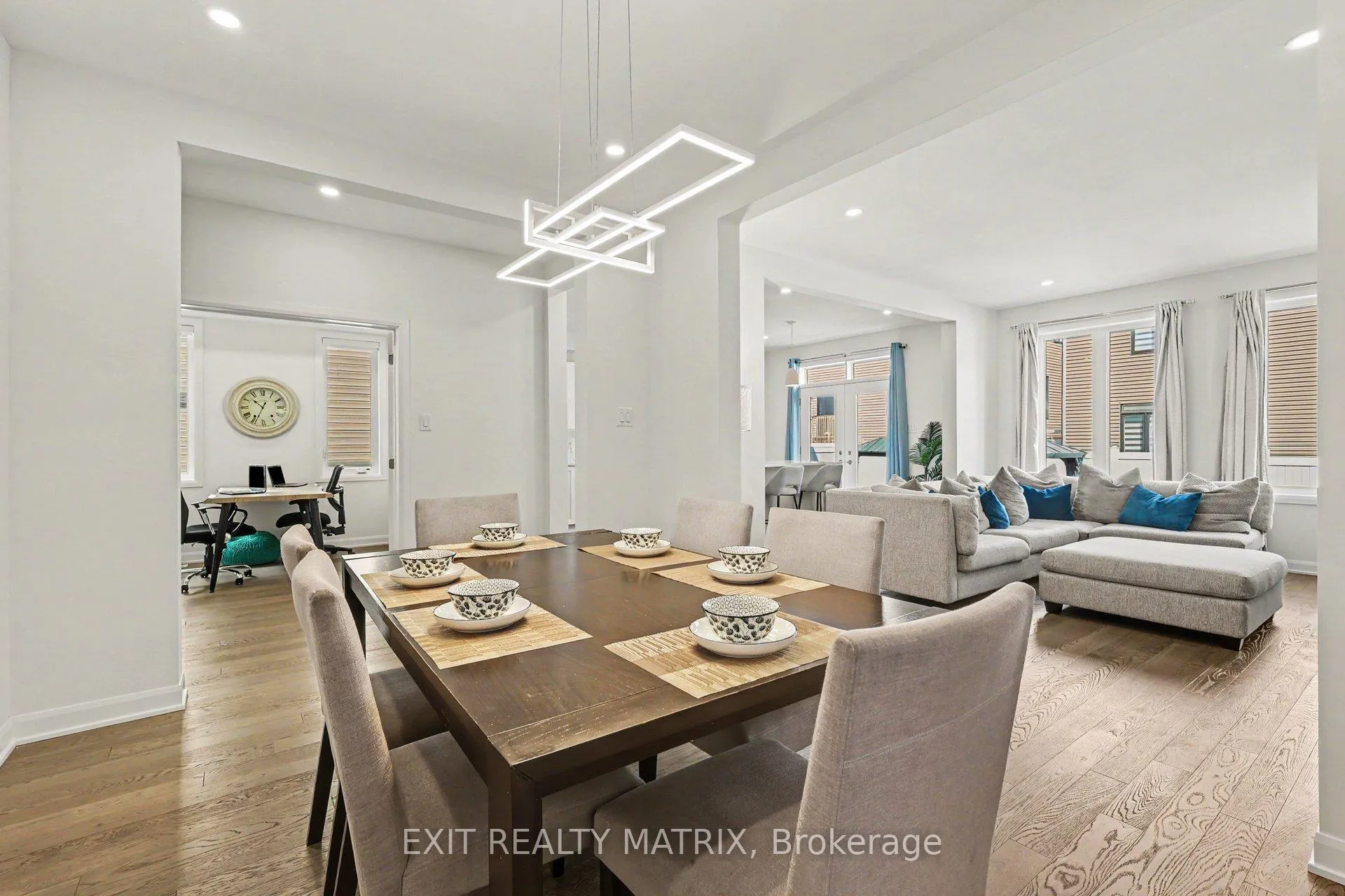 Photo 7 of 19 Fossa Terrace, Ottawa, Barrhaven - Half Moon Bay — HOMEH