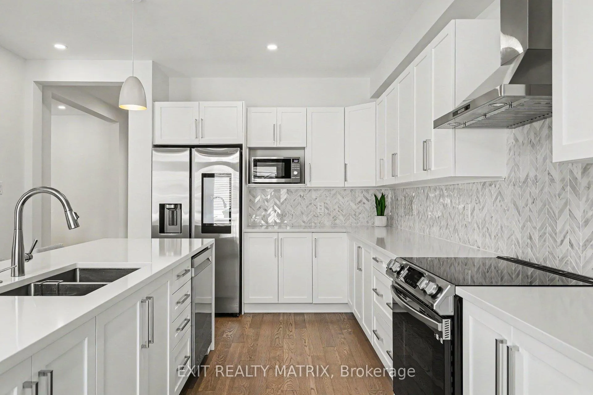 Photo 13 of 19 Fossa Terrace, Ottawa, Barrhaven - Half Moon Bay — HOMEH