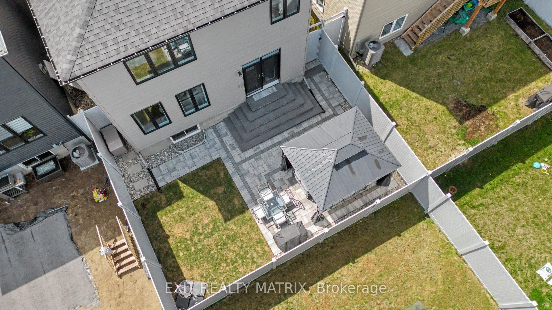 Photo 38 of 19 Fossa Terrace, Ottawa, Barrhaven - Half Moon Bay — HOMEH
