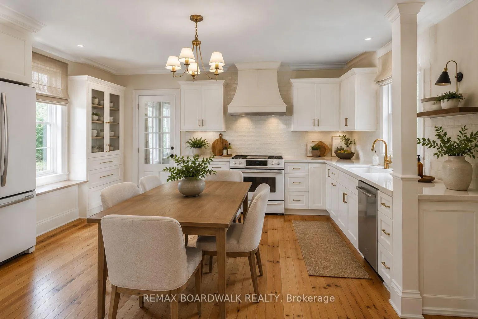 Photo 7 of 11 Alfred Street, Smiths Falls — HOMEH