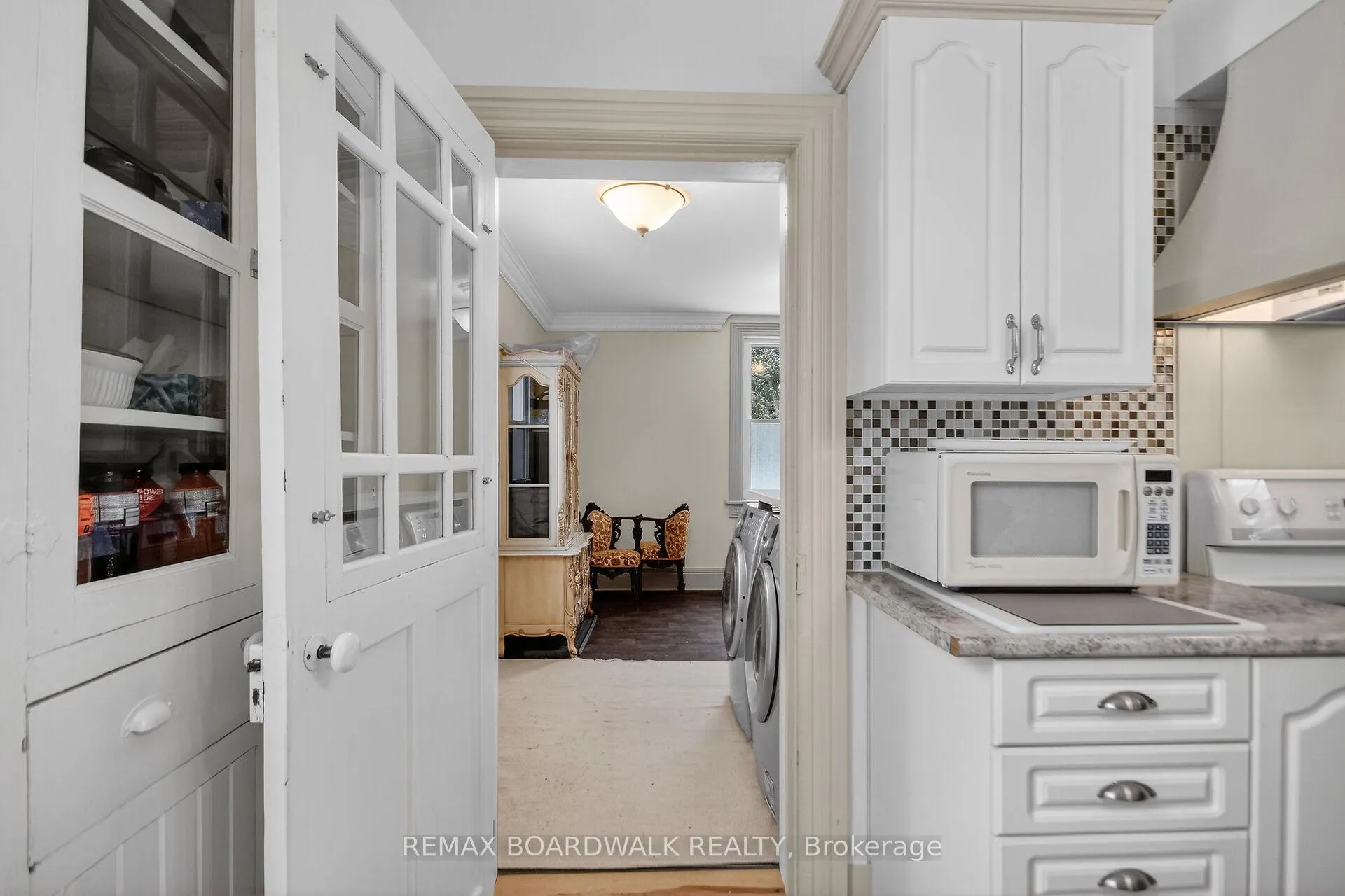 Photo 9 of 11 Alfred Street, Smiths Falls — HOMEH