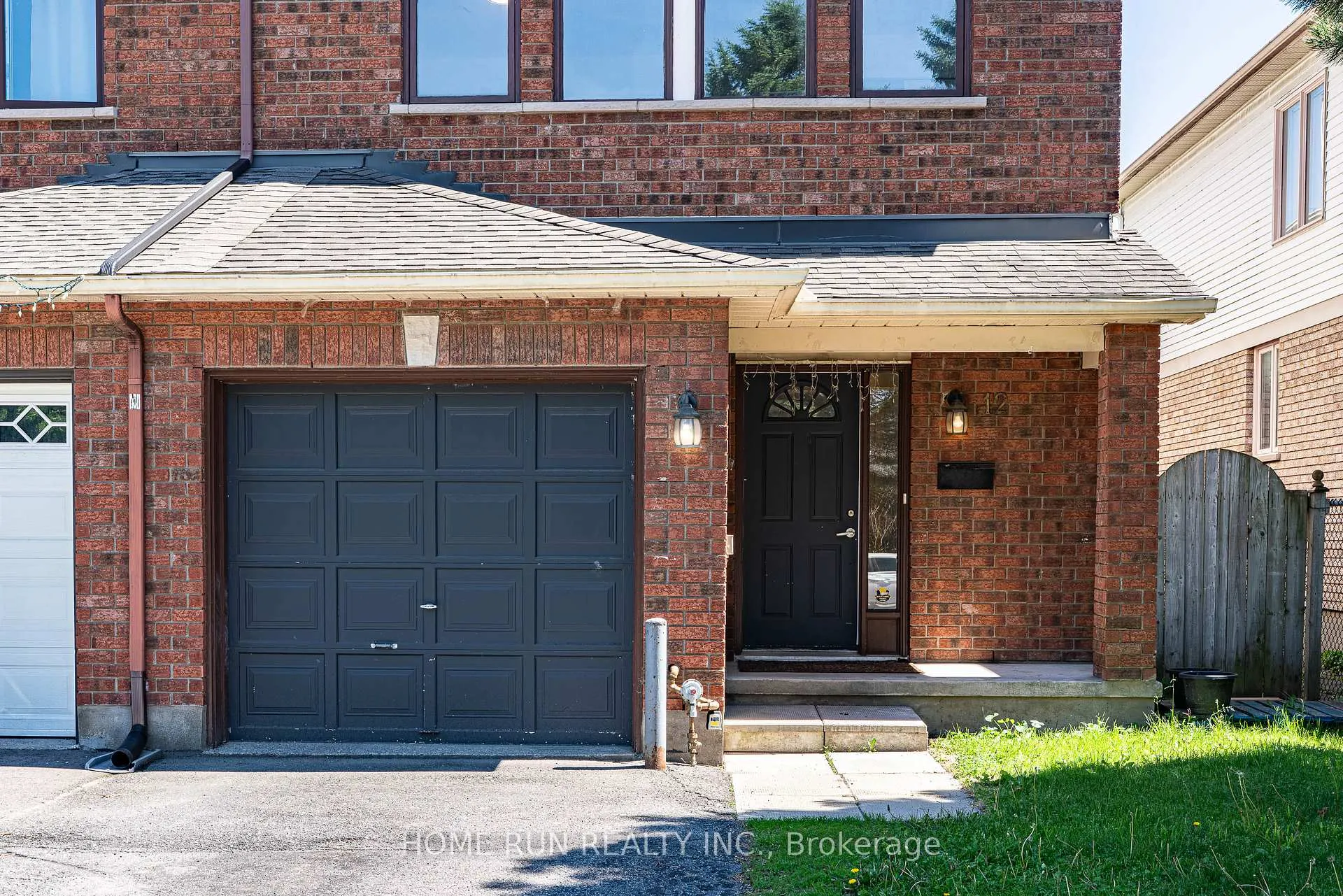 Photo 1 of 12 Gardengate Way E, Ottawa, Centrepointe — HOMEH