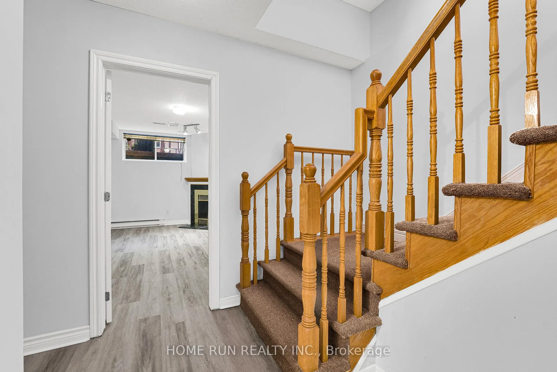Photo 6 of 12 Gardengate Way E, Ottawa, Centrepointe — HOMEH