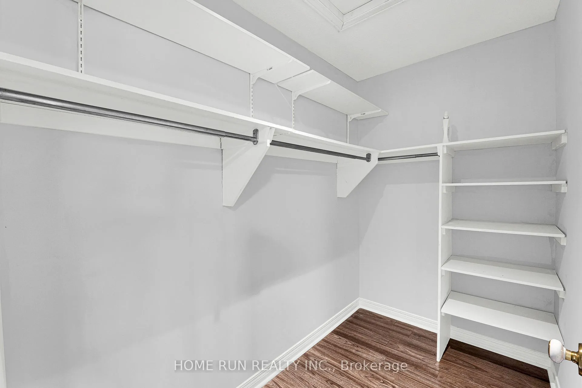 Photo 10 of 12 Gardengate Way E, Ottawa, Centrepointe — HOMEH
