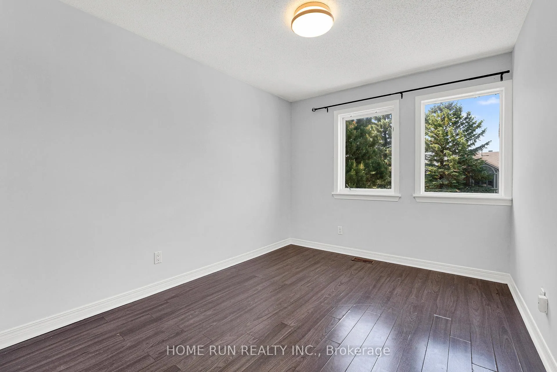 Photo 19 of 12 Gardengate Way E, Ottawa, Centrepointe — HOMEH