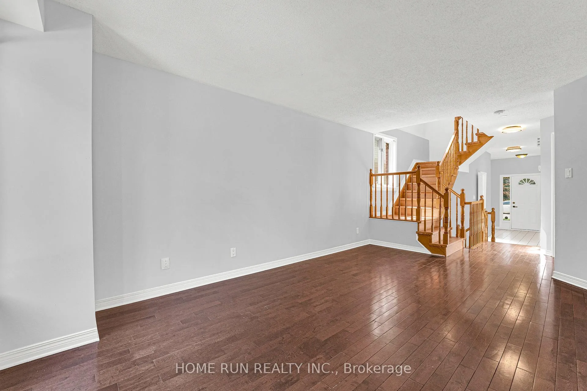 Photo 24 of 12 Gardengate Way E, Ottawa, Centrepointe — HOMEH