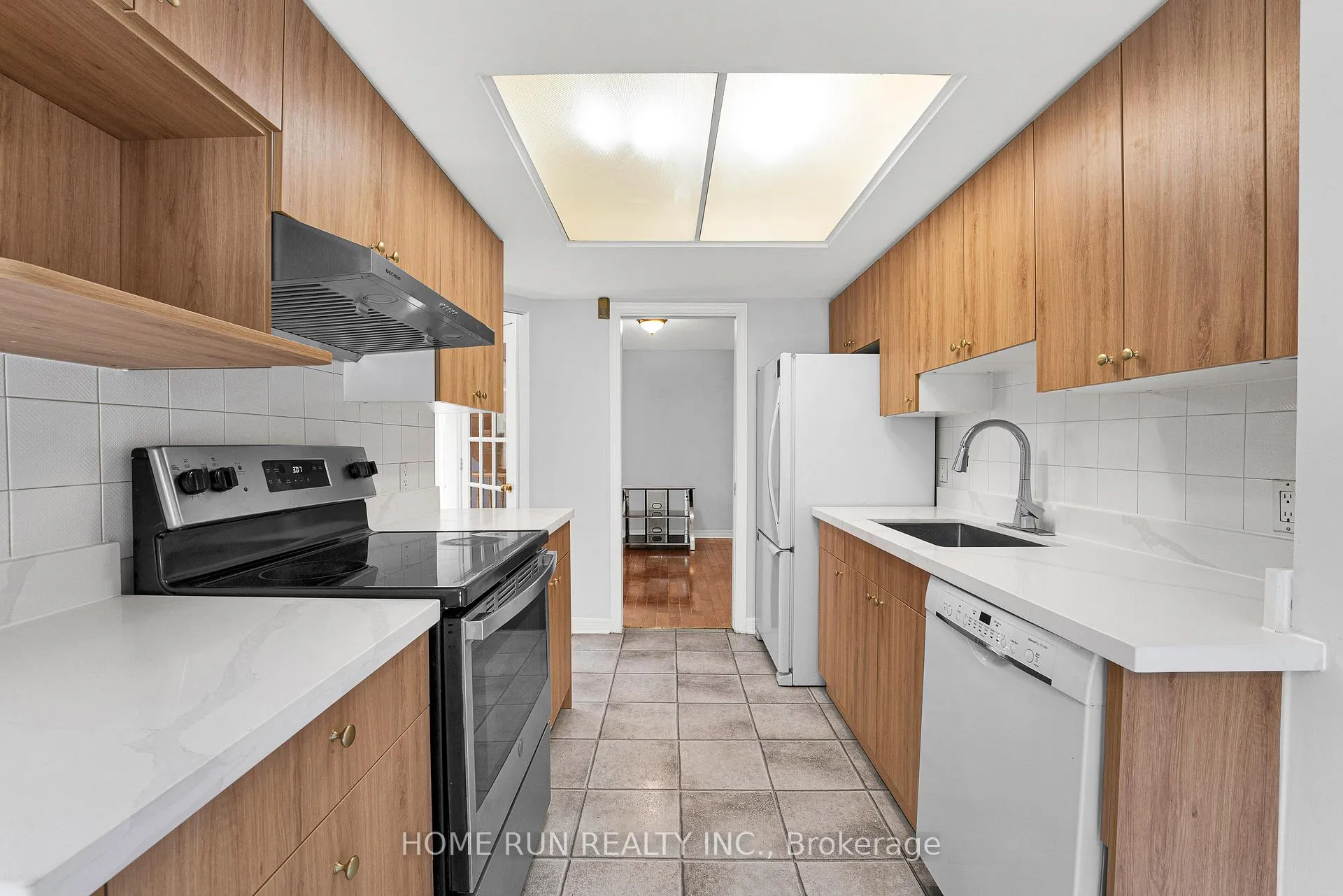 Photo 30 of 12 Gardengate Way E, Ottawa, Centrepointe — HOMEH