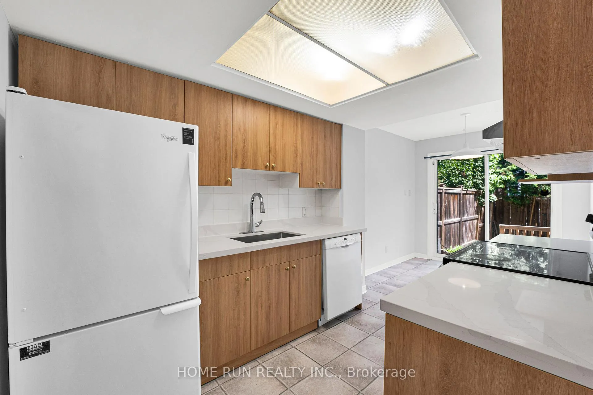 Photo 32 of 12 Gardengate Way E, Ottawa, Centrepointe — HOMEH