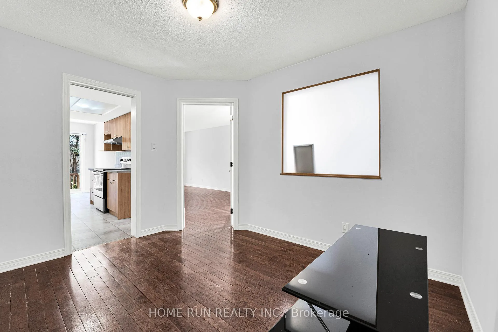 Photo 33 of 12 Gardengate Way E, Ottawa, Centrepointe — HOMEH
