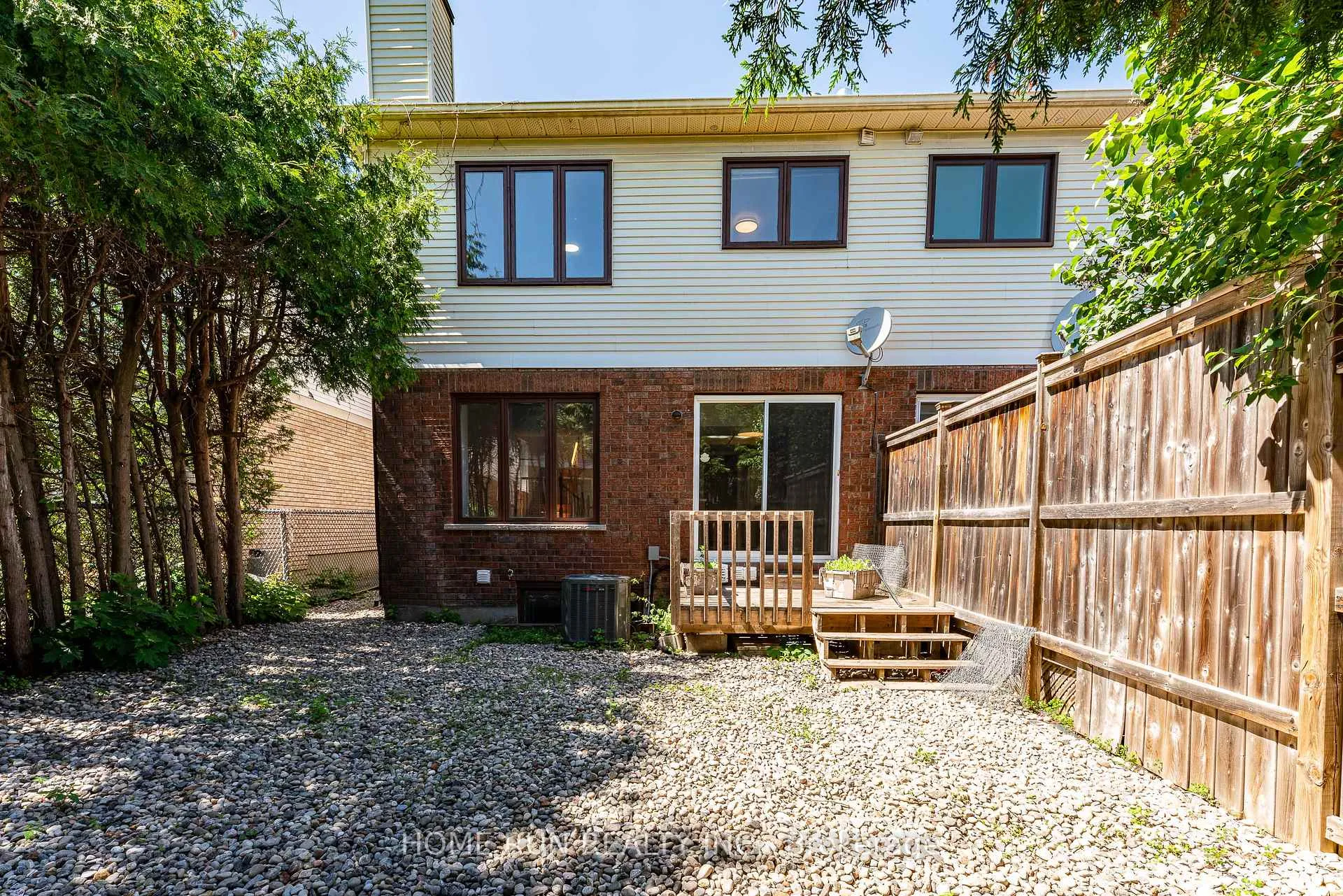 Photo 39 of 12 Gardengate Way E, Ottawa, Centrepointe — HOMEH