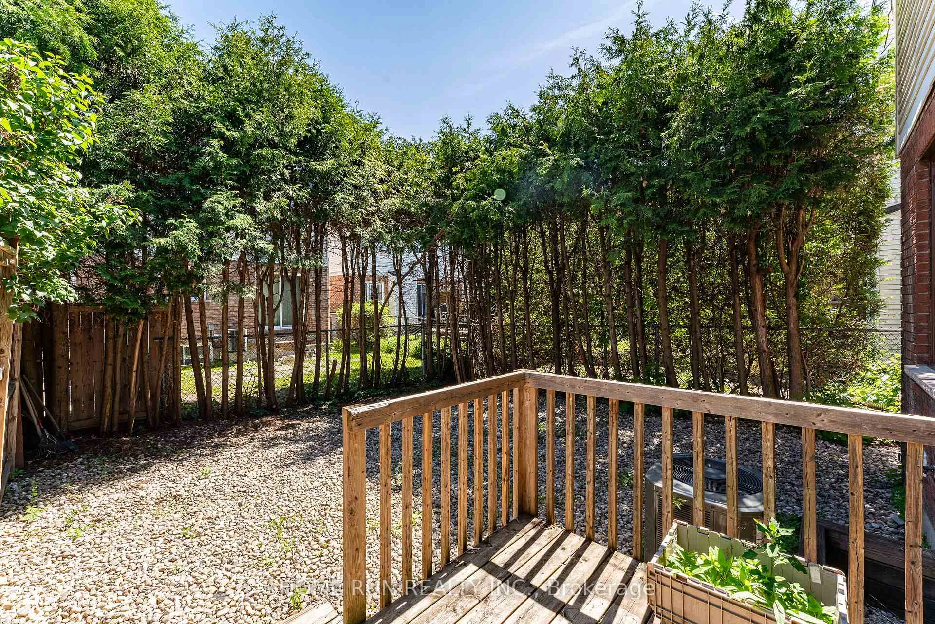 Photo 41 of 12 Gardengate Way E, Ottawa, Centrepointe — HOMEH
