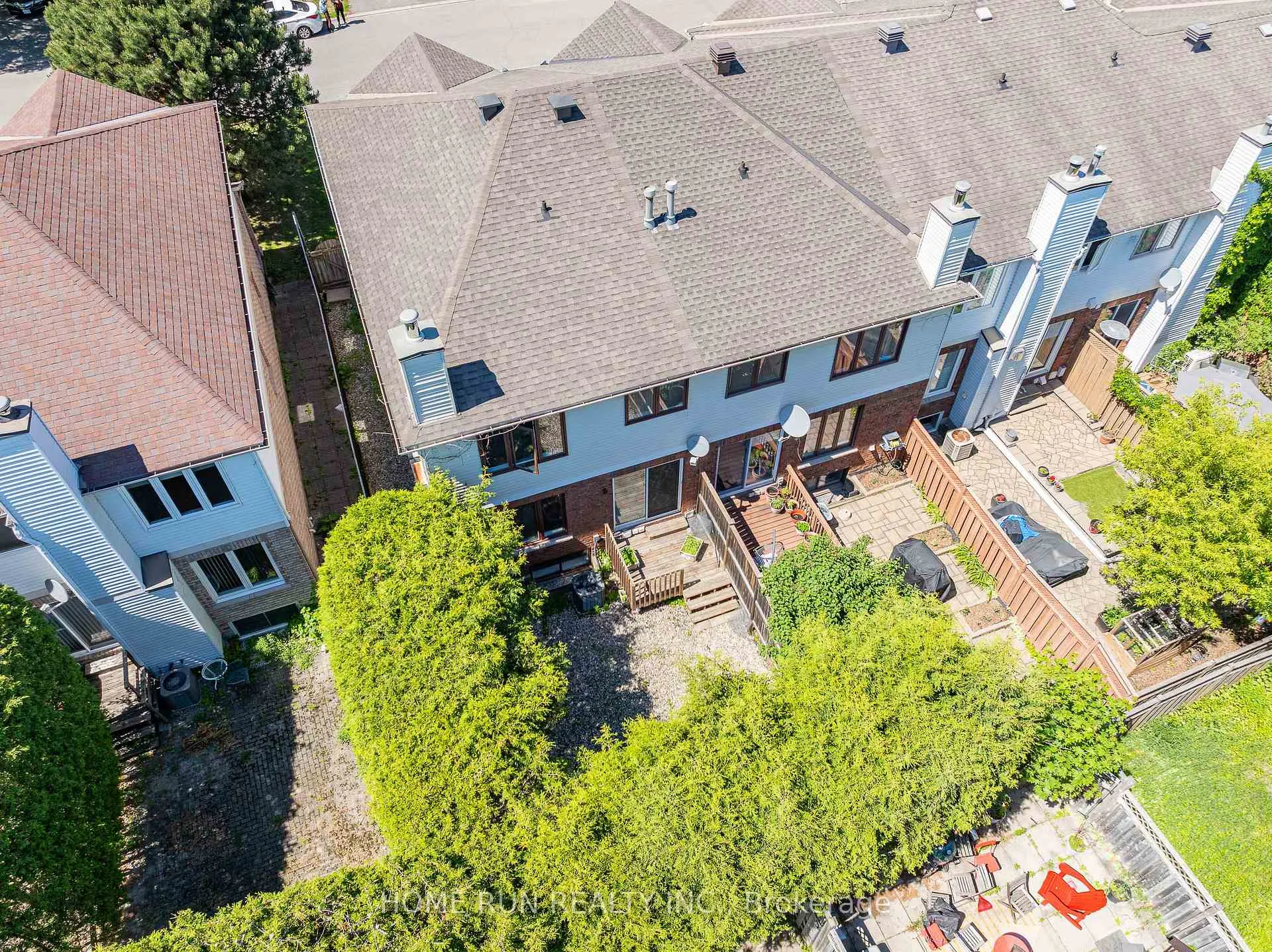 Photo 46 of 12 Gardengate Way E, Ottawa, Centrepointe — HOMEH