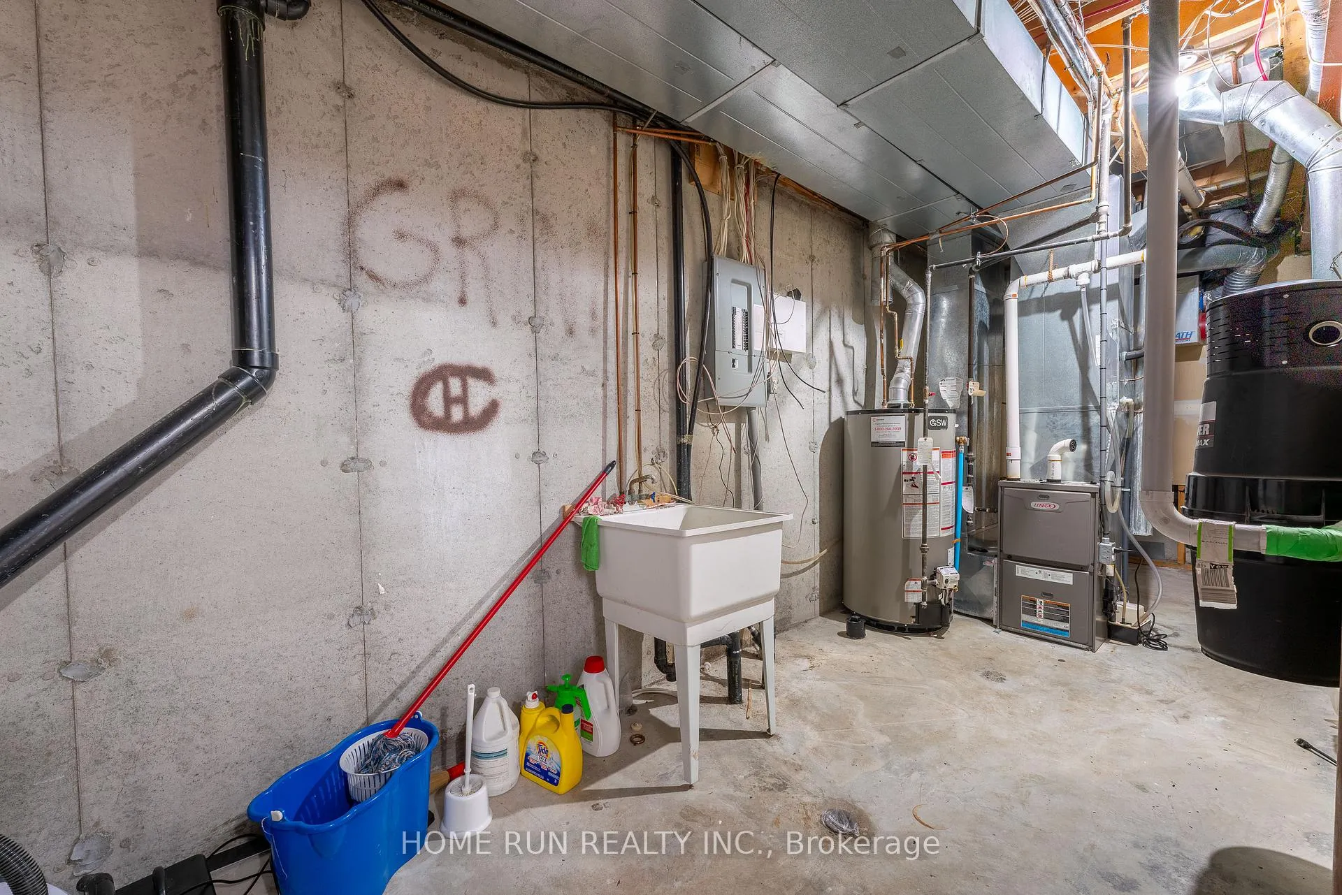 Photo 50 of 12 Gardengate Way E, Ottawa, Centrepointe — HOMEH