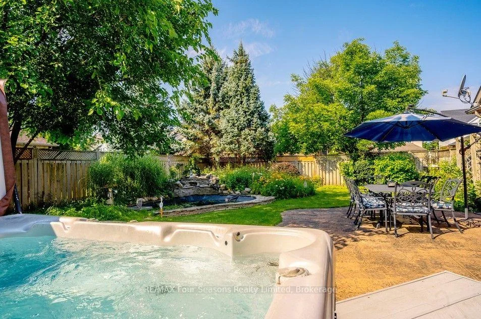 Photo 15 of 59 Highlands Crescent, Collingwood — HOMEH