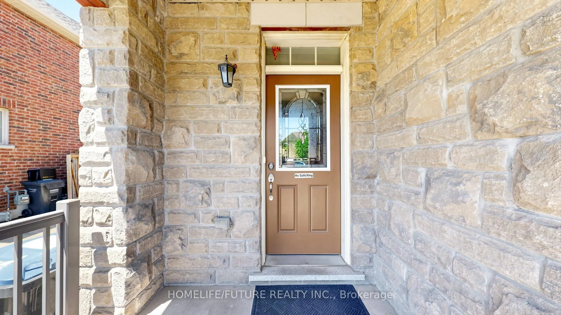 Photo 3 of 32 Caliper Road, Brampton, Bram East — HOMEH