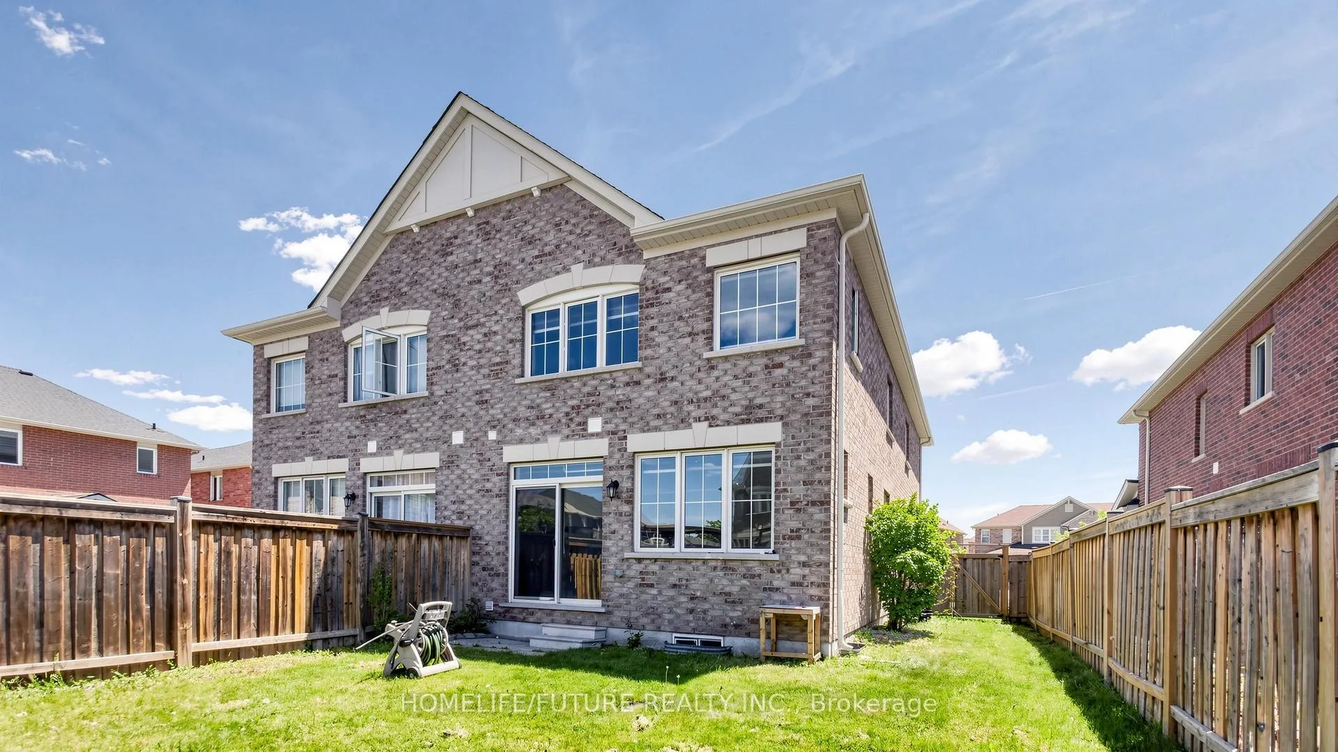 Photo 36 of 32 Caliper Road, Brampton, Bram East — HOMEH