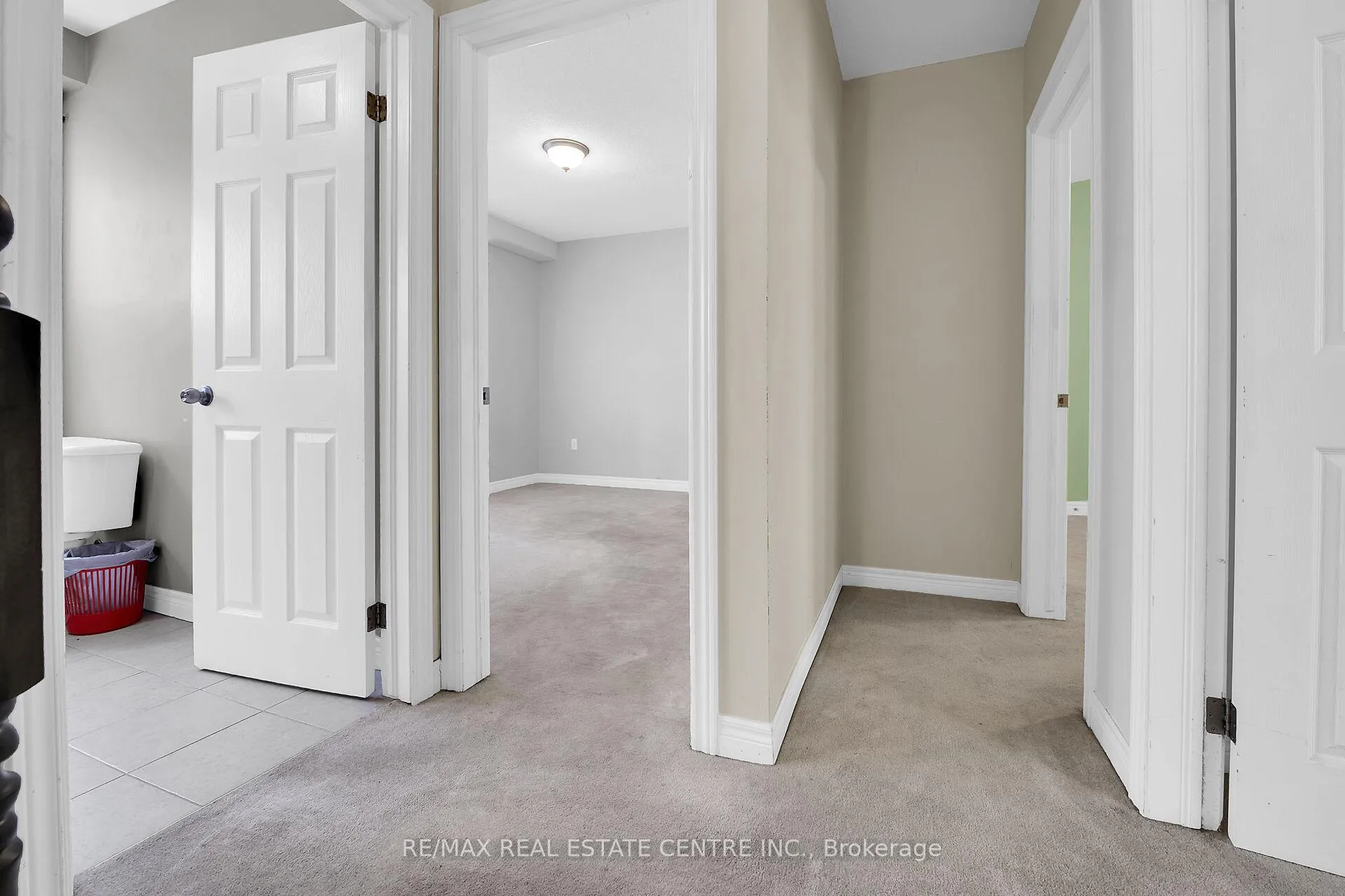 Photo 20 of 31 Gibson Avenue, Hamilton, Gibson — HOMEH