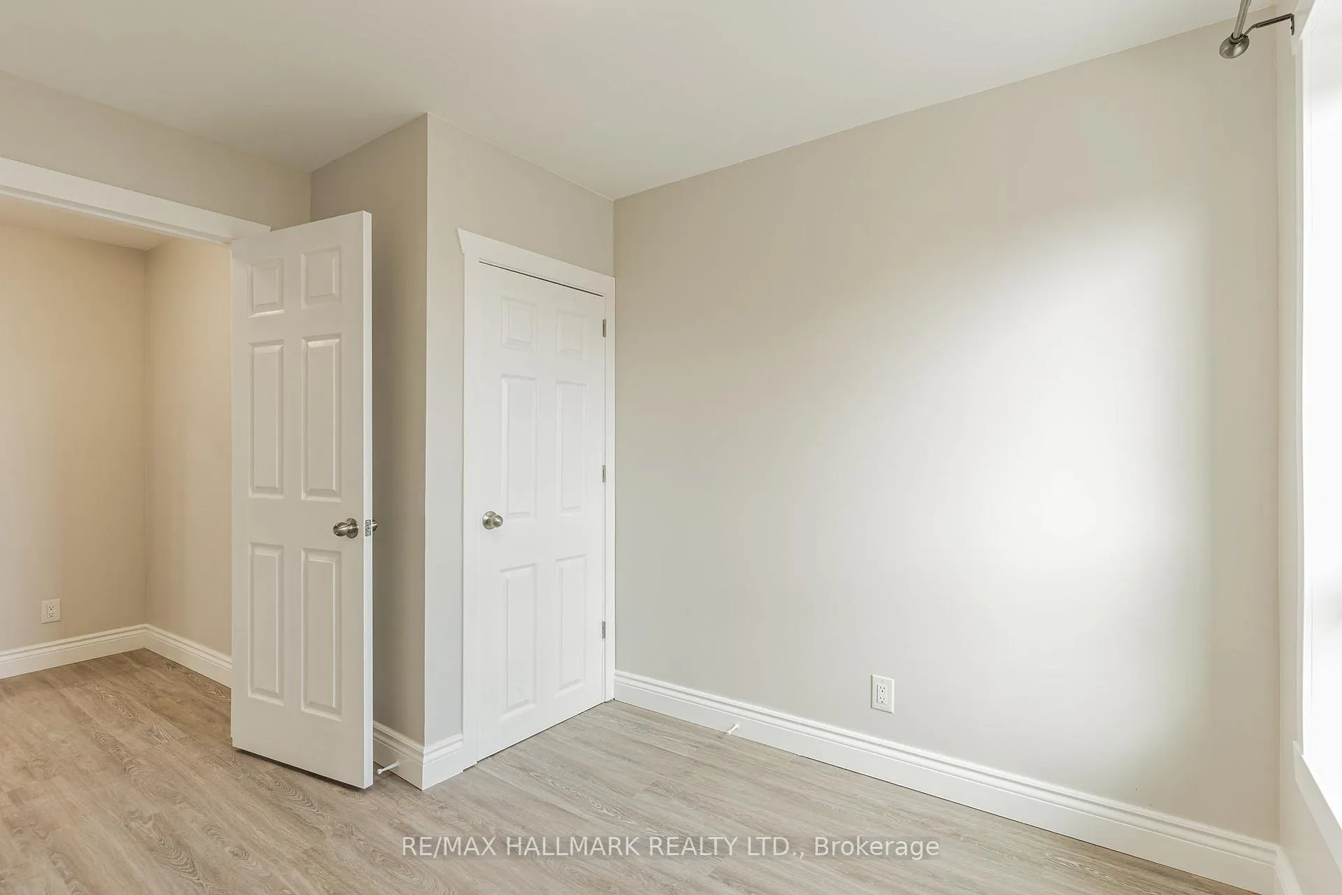 Photo 12 of Unit SECOND, 291 Emerald Street, Hamilton, Landsdale — HOMEH