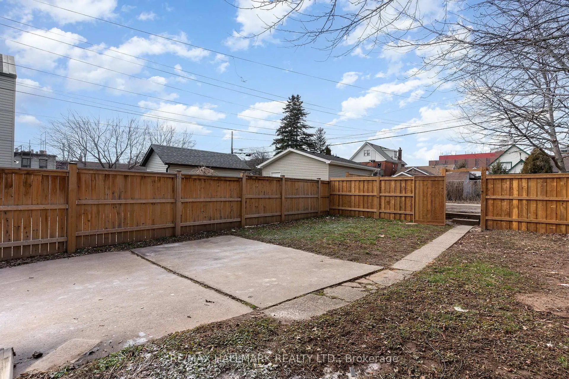 Photo 21 of Unit SECOND, 291 Emerald Street, Hamilton, Landsdale — HOMEH