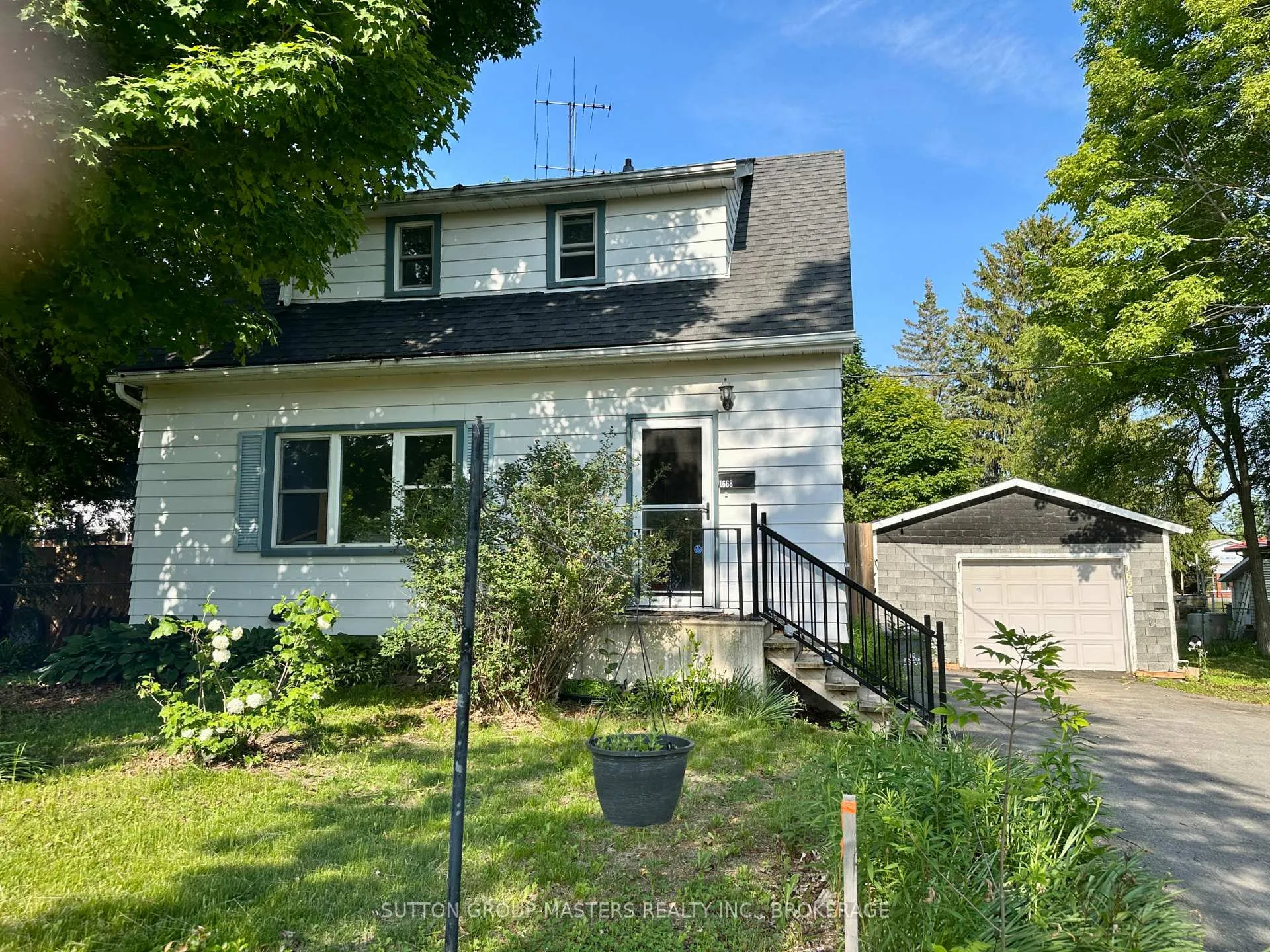 Photo 1 of 1668 Victoria Street, Kingston, South of Taylor-Kidd Blvd — HOMEH