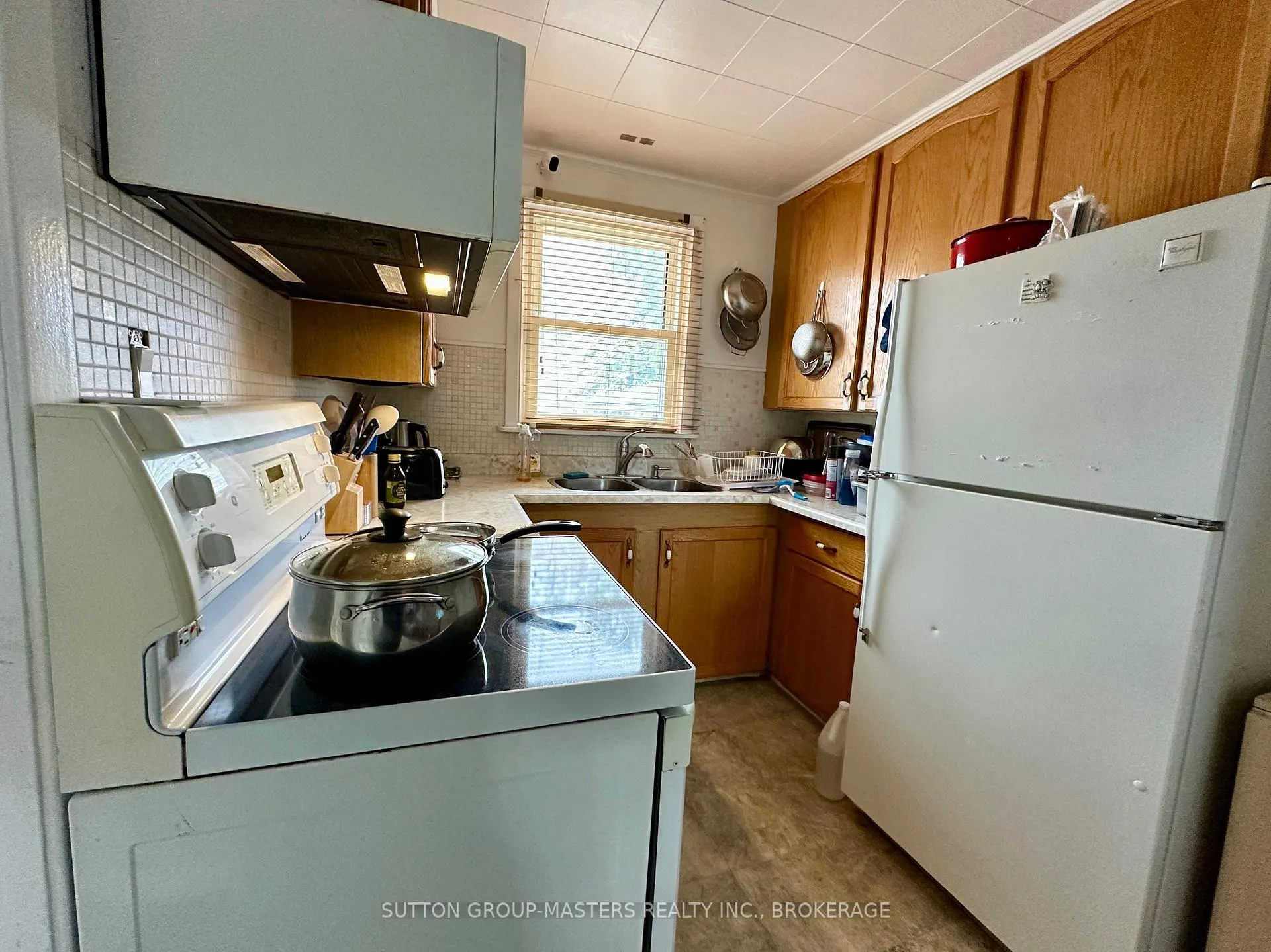 Photo 8 of 1668 Victoria Street, Kingston, South of Taylor-Kidd Blvd — HOMEH
