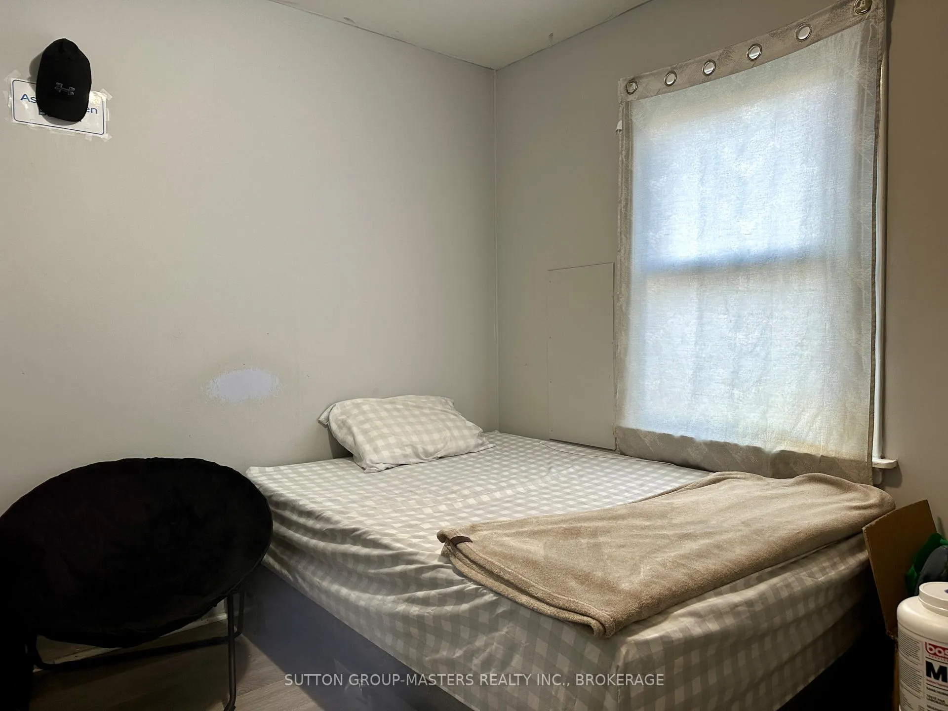 Photo 11 of 1668 Victoria Street, Kingston, South of Taylor-Kidd Blvd — HOMEH