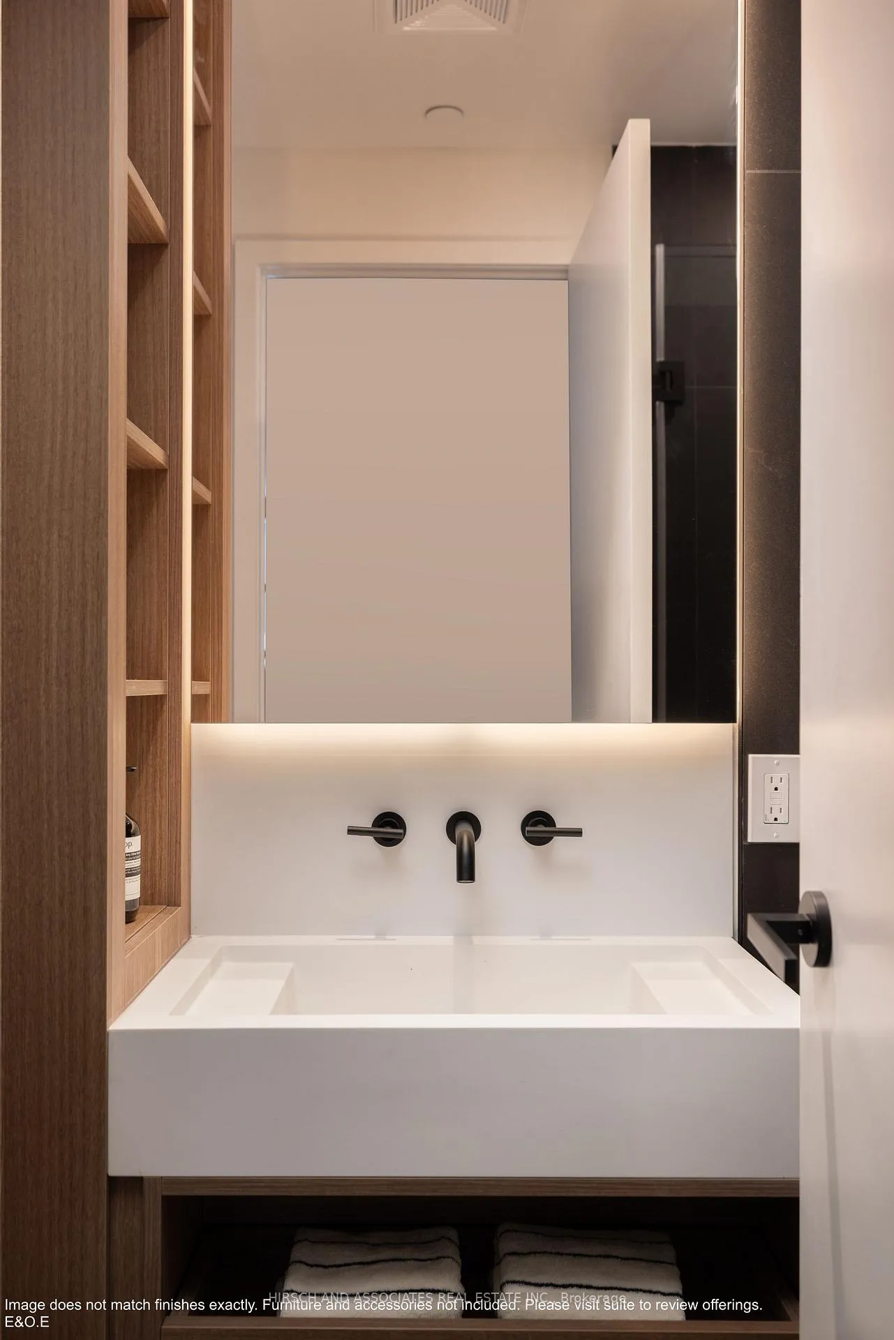 Photo 7 of Unit 5107, 55 Charles Street E, Toronto, Church-Yonge Corridor — HOMEH
