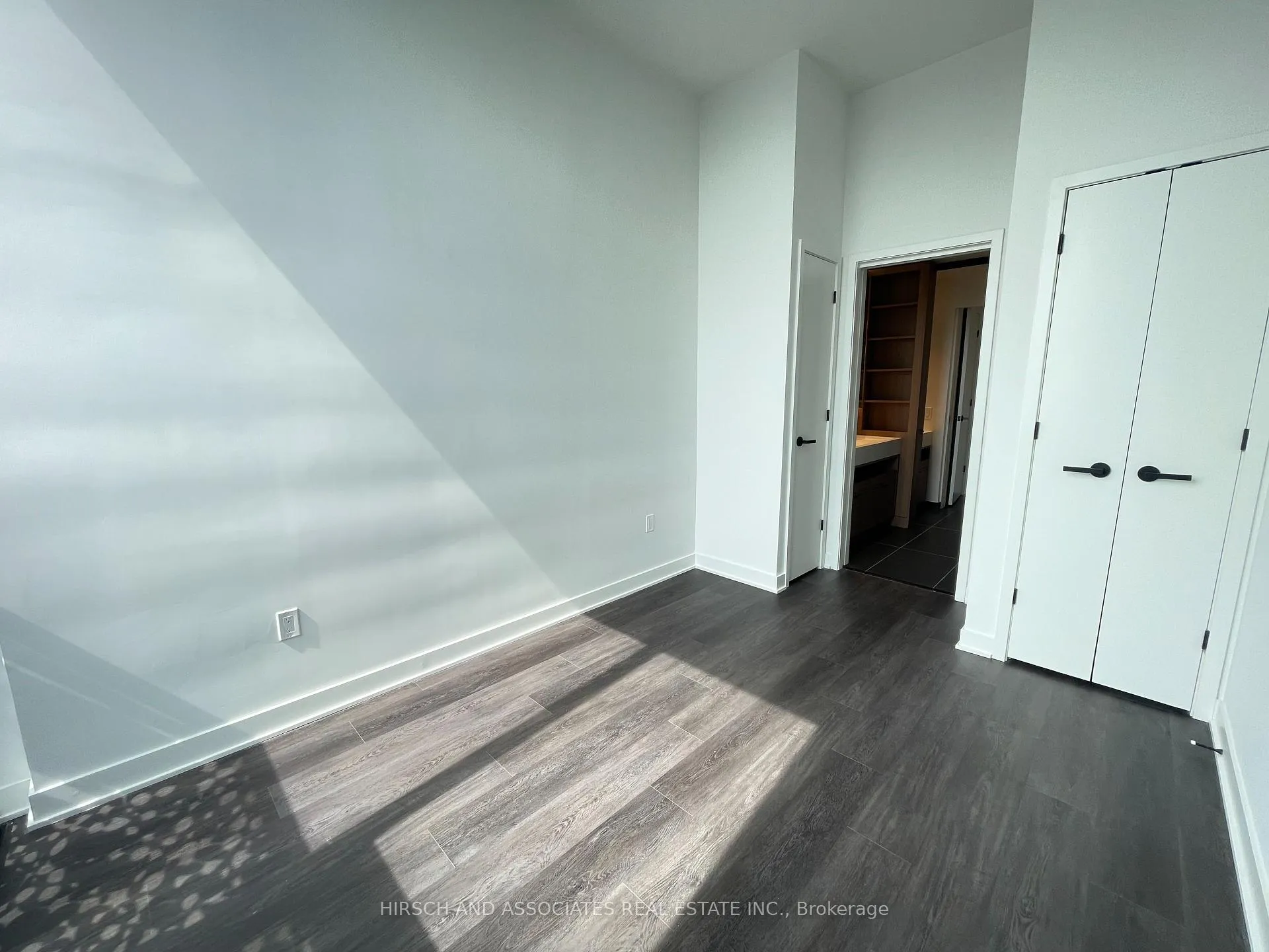 Photo 18 of Unit 5107, 55 Charles Street E, Toronto, Church-Yonge Corridor — HOMEH