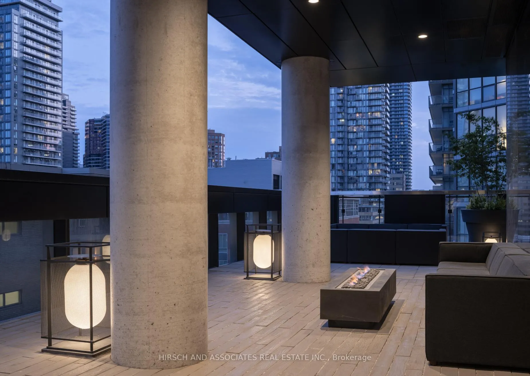 Photo 33 of Unit 5107, 55 Charles Street E, Toronto, Church-Yonge Corridor — HOMEH