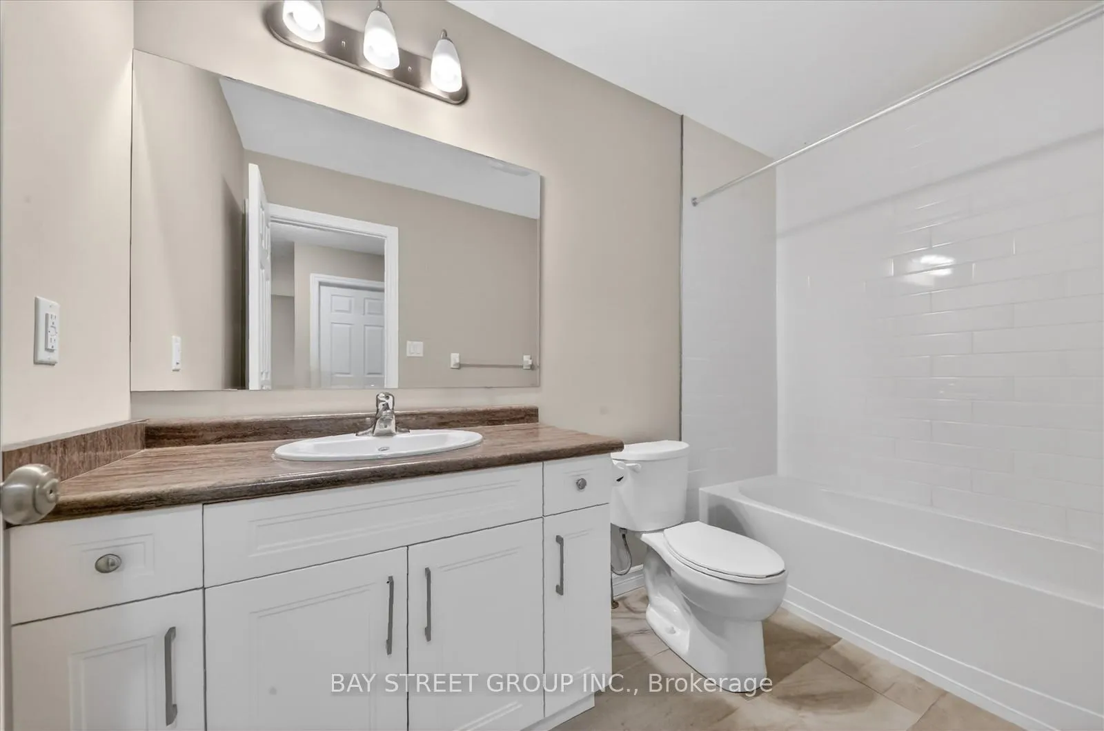 Photo 31 of 445 Avens Street, Waterloo — HOMEH