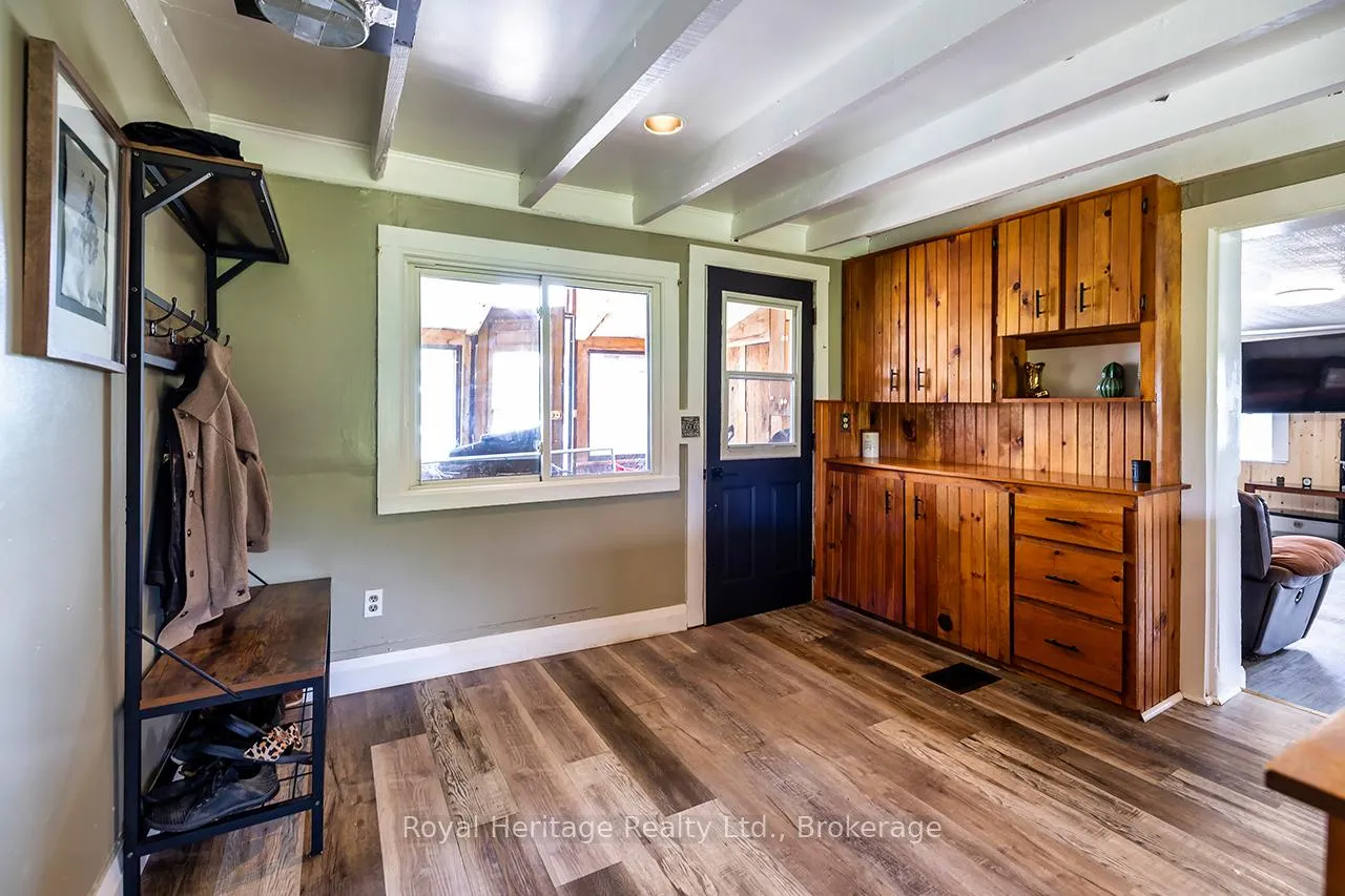 Photo 5 of 303 Four Points Road, Kawartha Lakes, Verulam — HOMEH