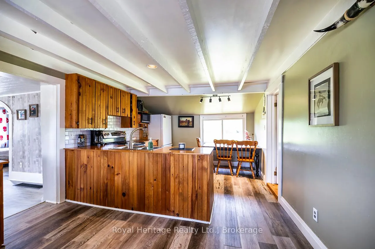 Photo 6 of 303 Four Points Road, Kawartha Lakes, Verulam — HOMEH