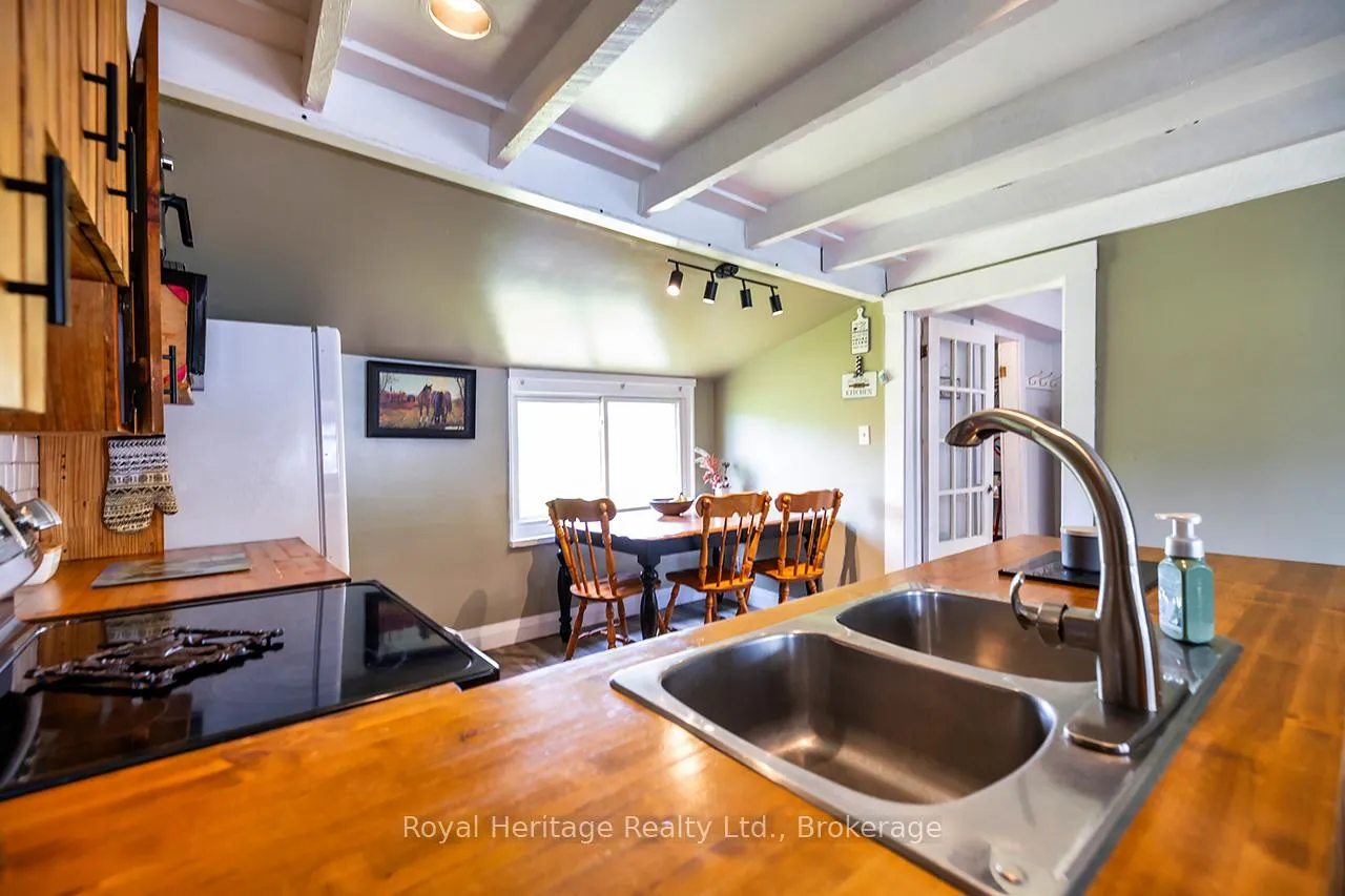 Photo 9 of 303 Four Points Road, Kawartha Lakes, Verulam — HOMEH