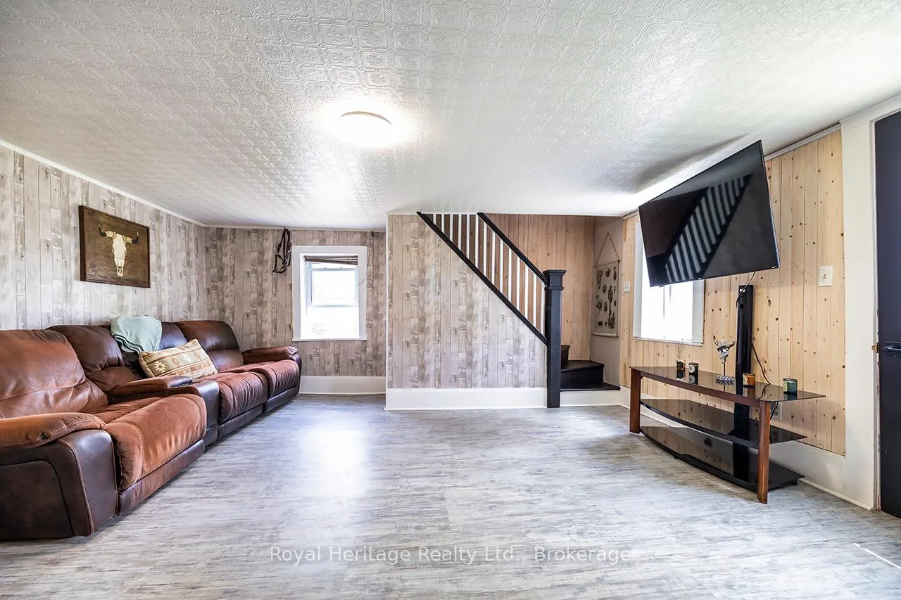 Photo 15 of 303 Four Points Road, Kawartha Lakes, Verulam — HOMEH