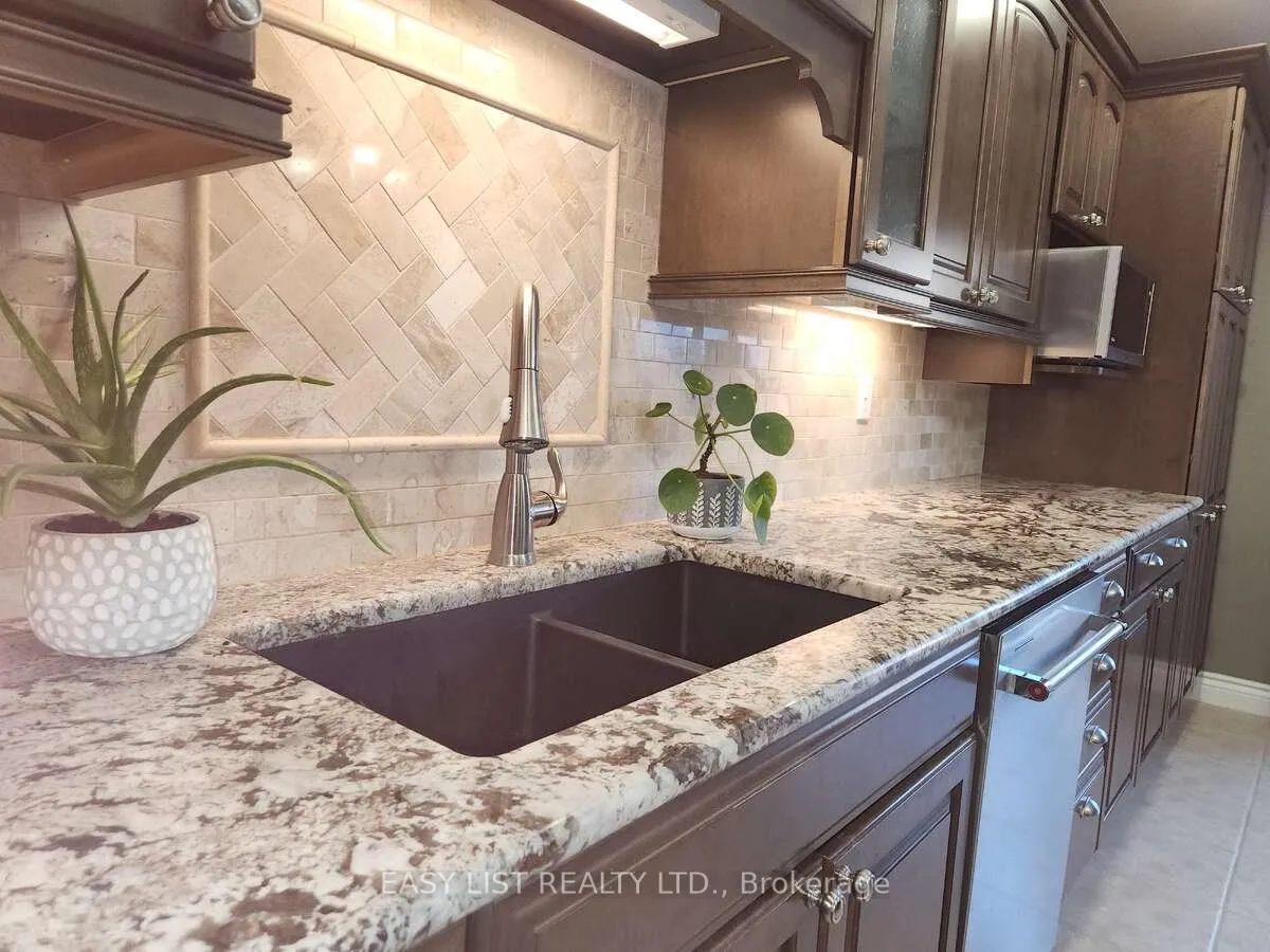 Photo 35 of 222 Sprucewood Crescent, Clarington, Bowmanville — HOMEH