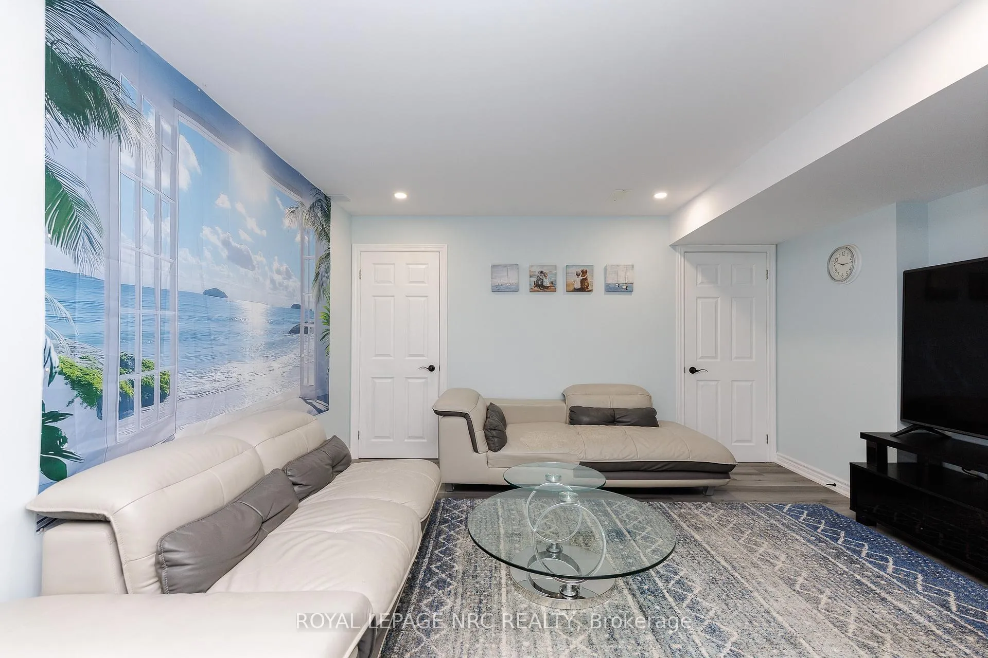 Photo 37 of 8002 Hackbery Trail, Niagara Falls, Brown — HOMEH