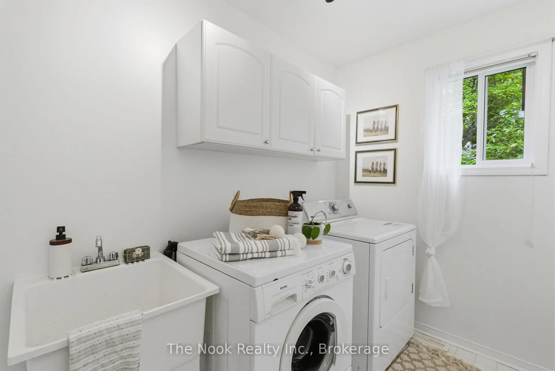 Photo 20 of 2 Ireland Street, Clarington, Bowmanville — HOMEH