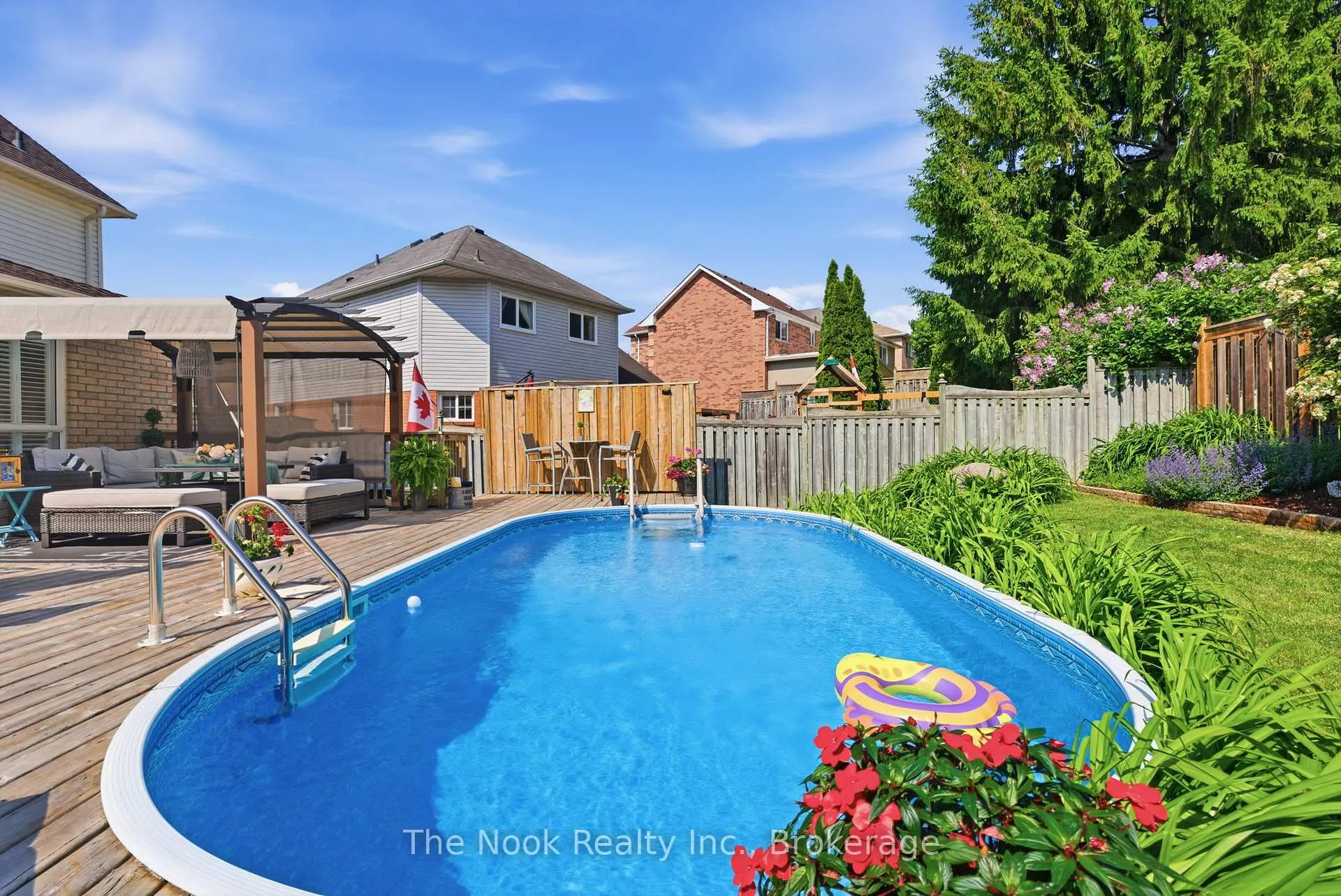 Photo 47 of 2 Ireland Street, Clarington, Bowmanville — HOMEH