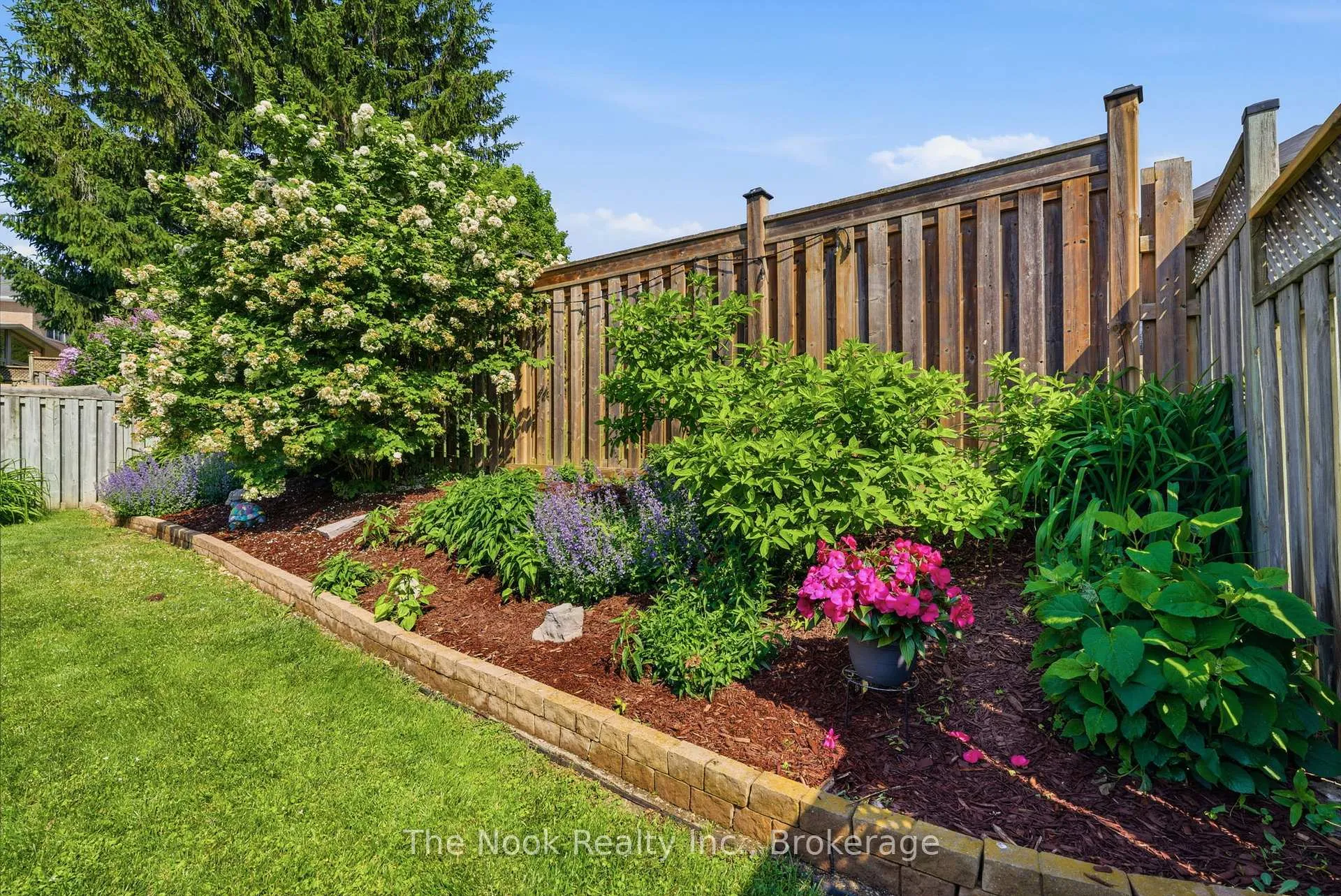 Photo 49 of 2 Ireland Street, Clarington, Bowmanville — HOMEH