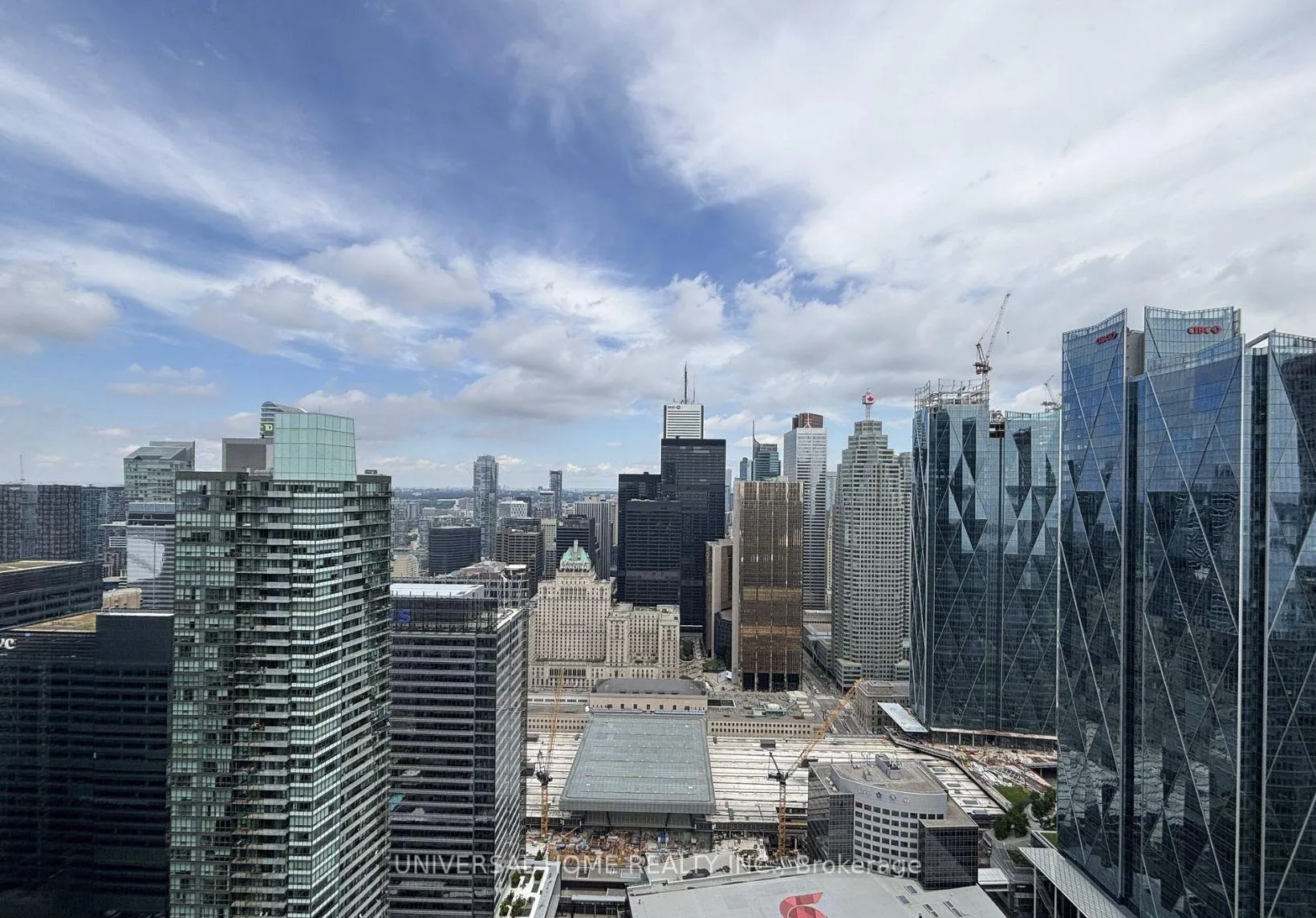 Photo 6 of Unit 5803, 88 Harbour Street, Toronto, Waterfront Communities — HOMEH