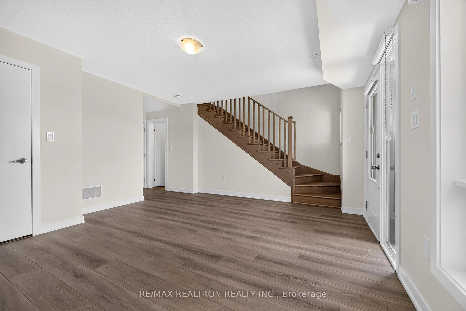 Photo 7 of 1373 Shankel Road, Oshawa, Eastdale — HOMEH