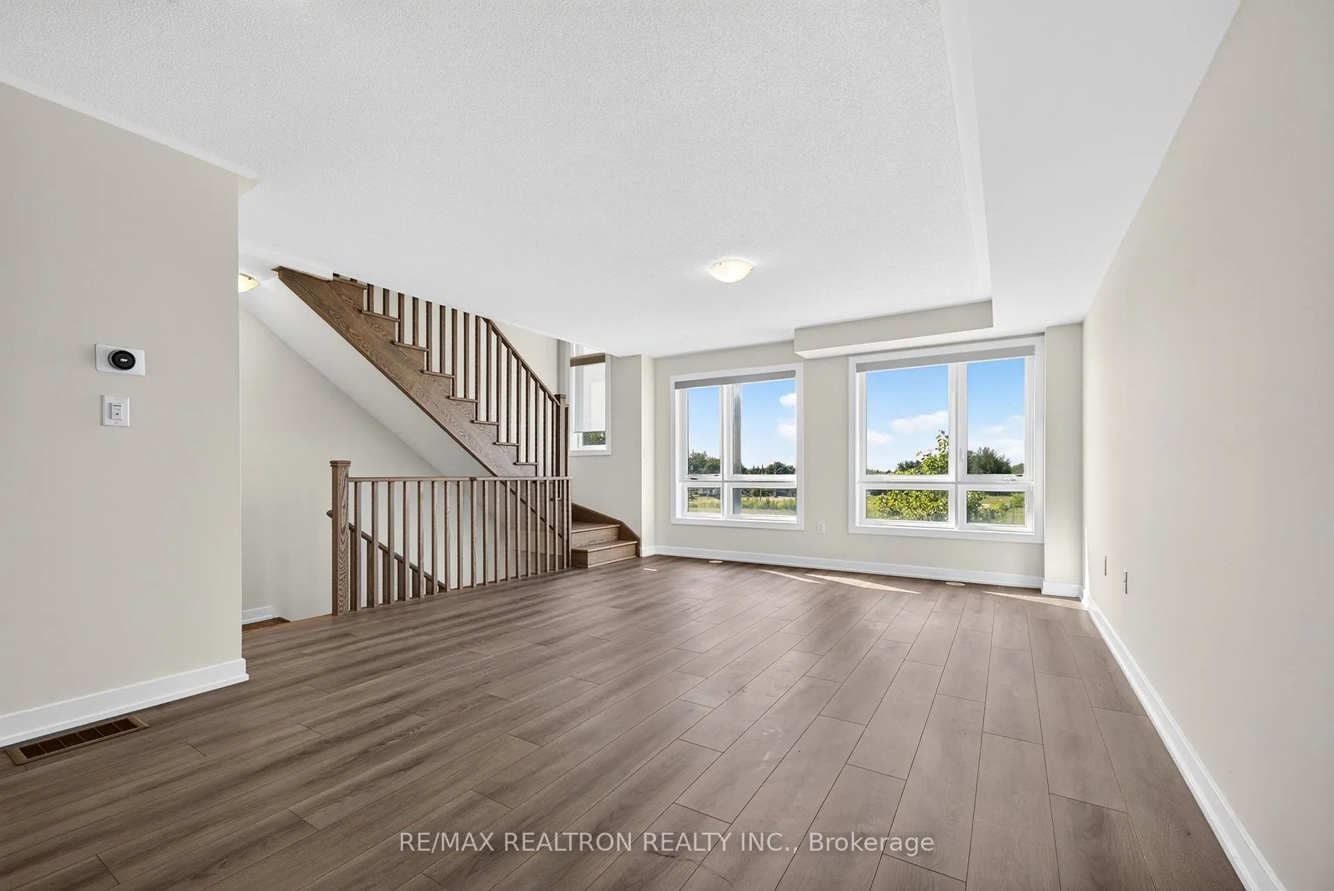 Photo 11 of 1373 Shankel Road, Oshawa, Eastdale — HOMEH