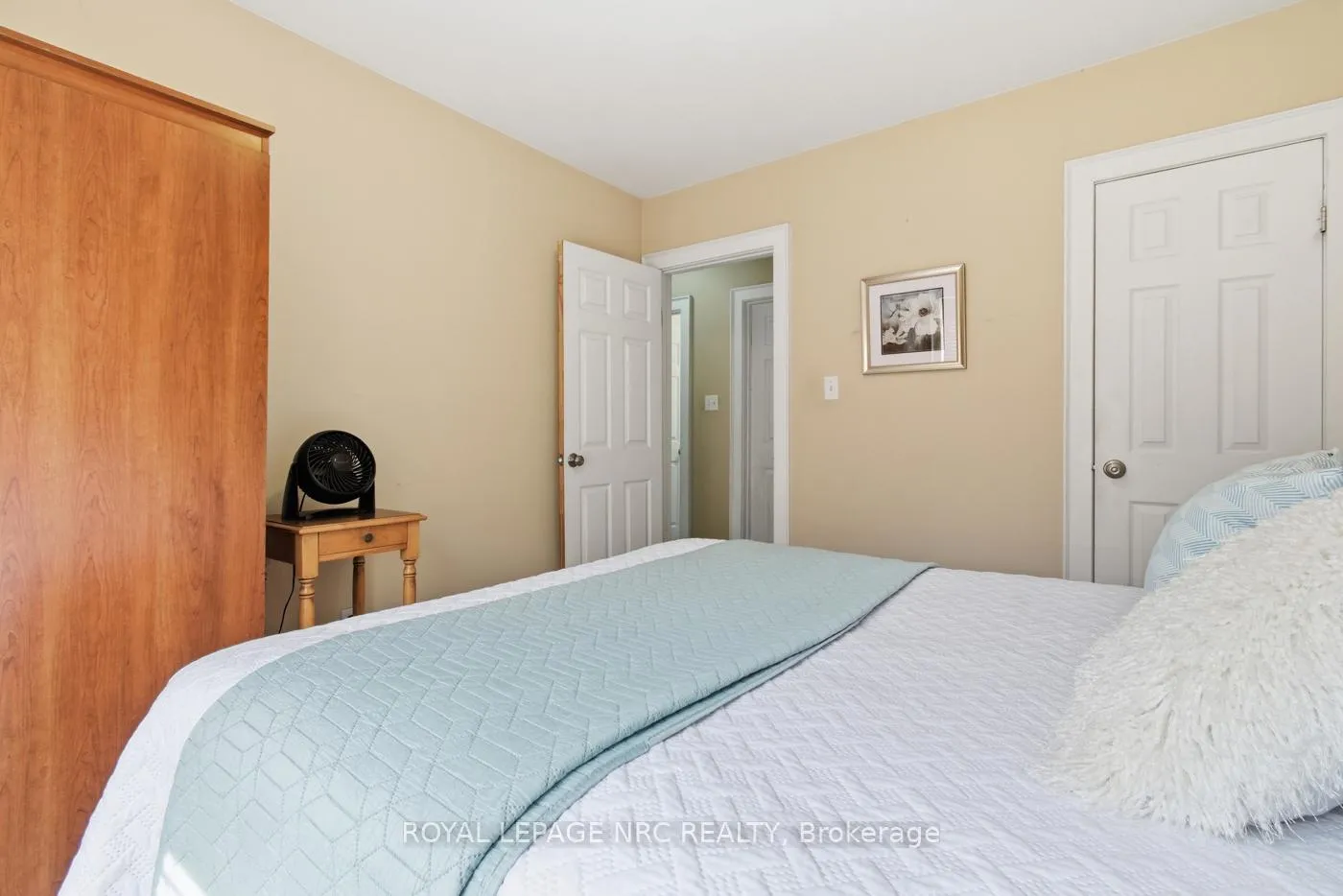 Photo 17 of 236 Deere Street, Welland, Lincoln/Crowland — HOMEH